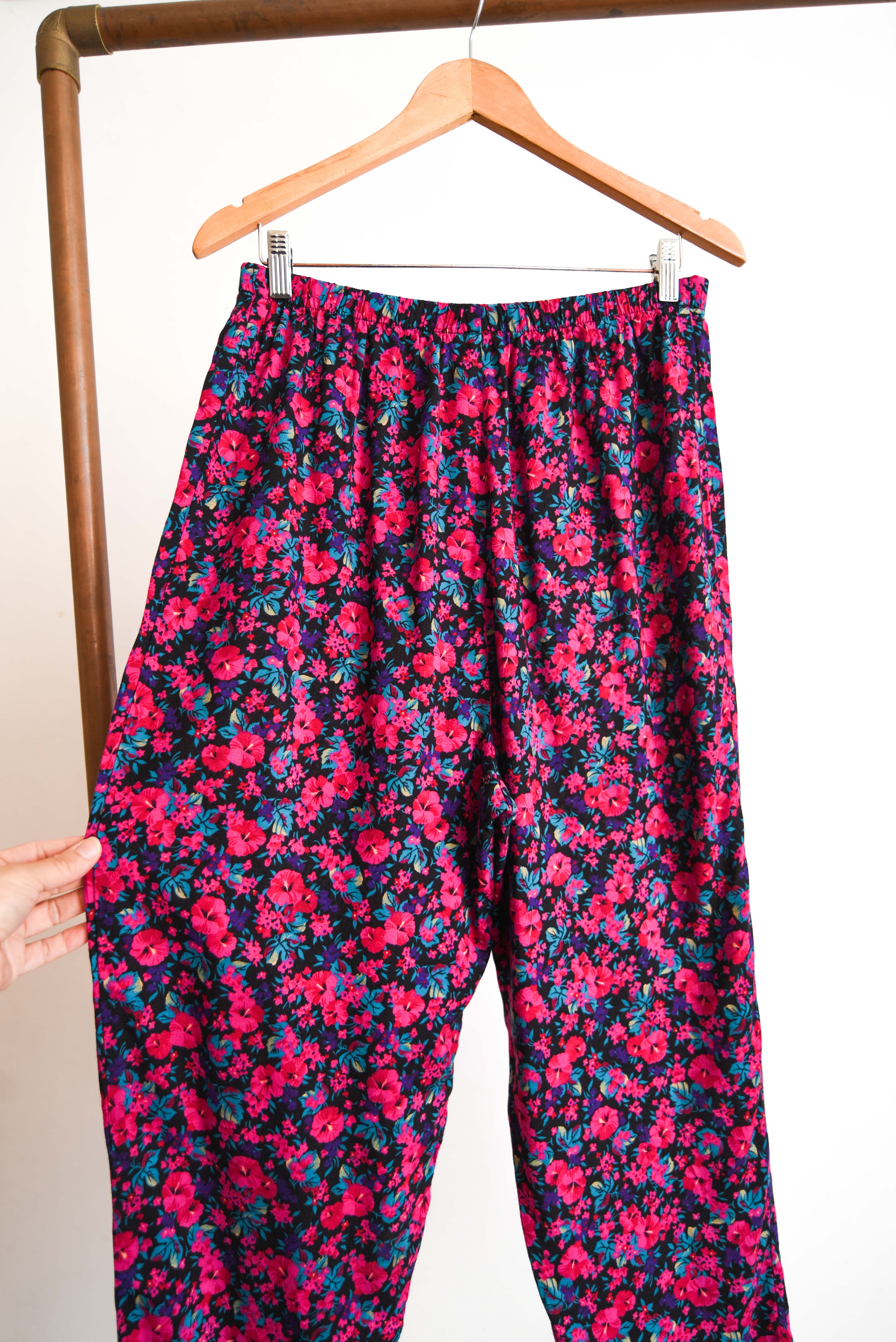 Pantalón floral bombacho rosado