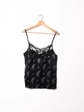 Top satinado negro y encaje