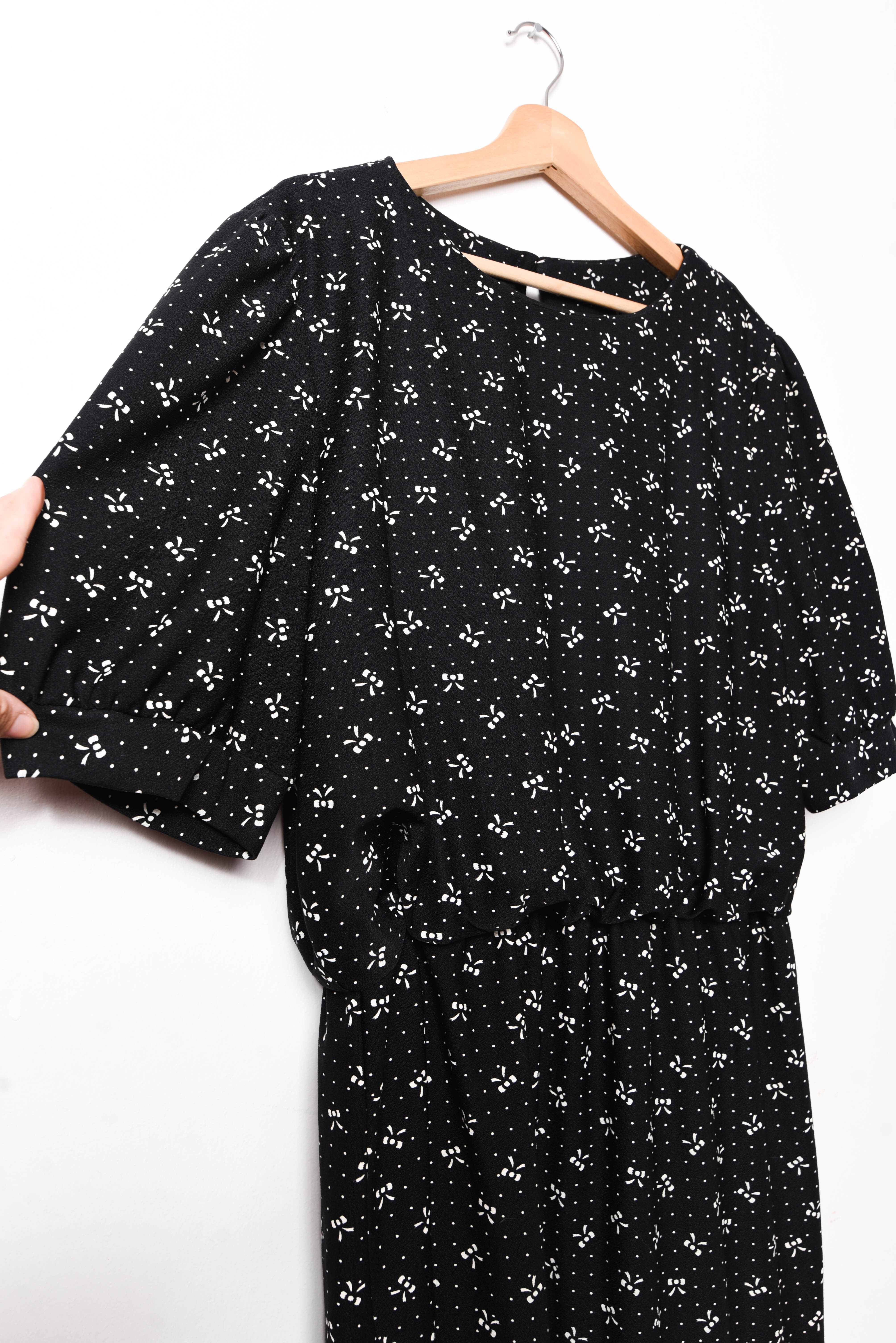 Vestido negro vintage ribbons