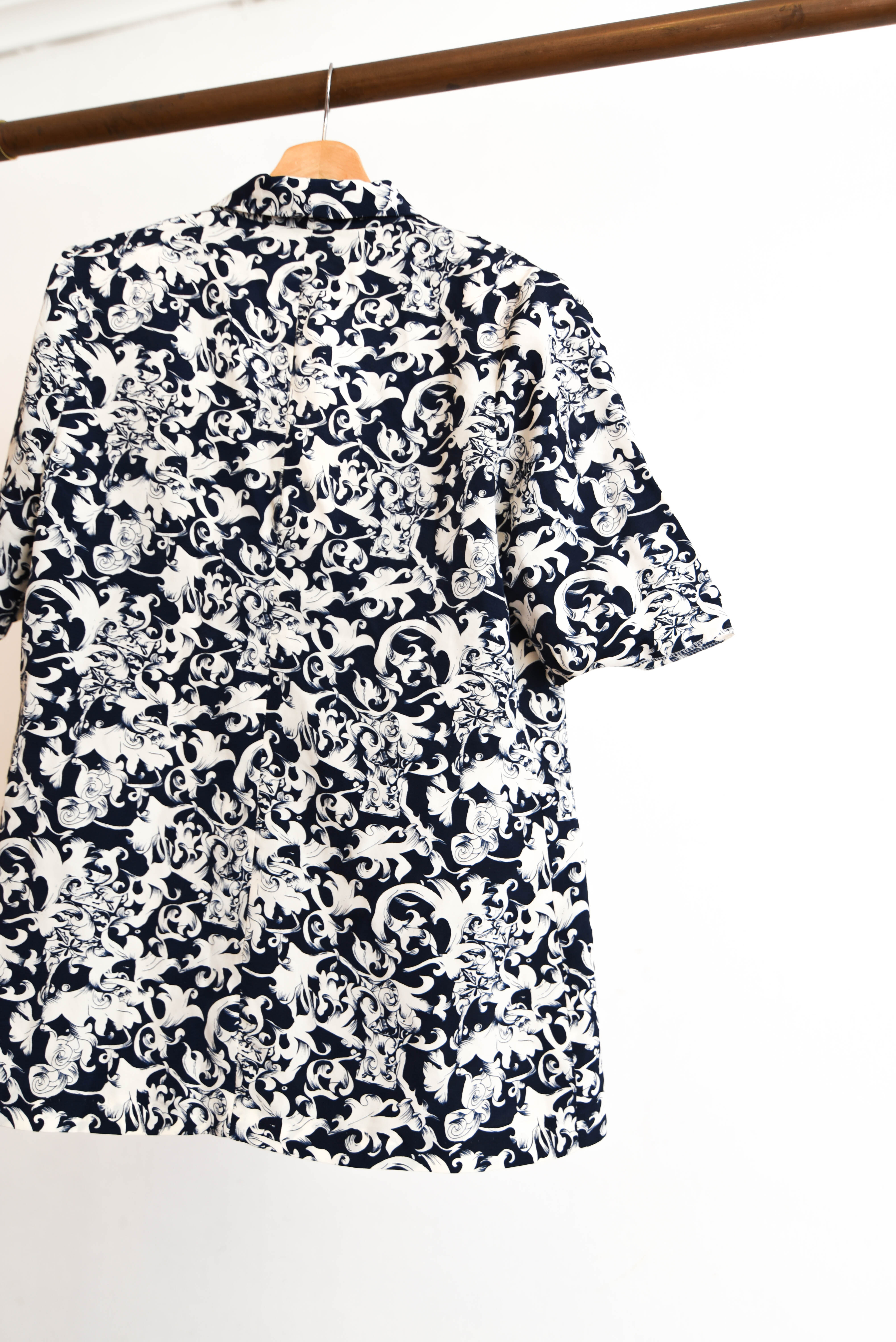 Blusón navy floral vntg