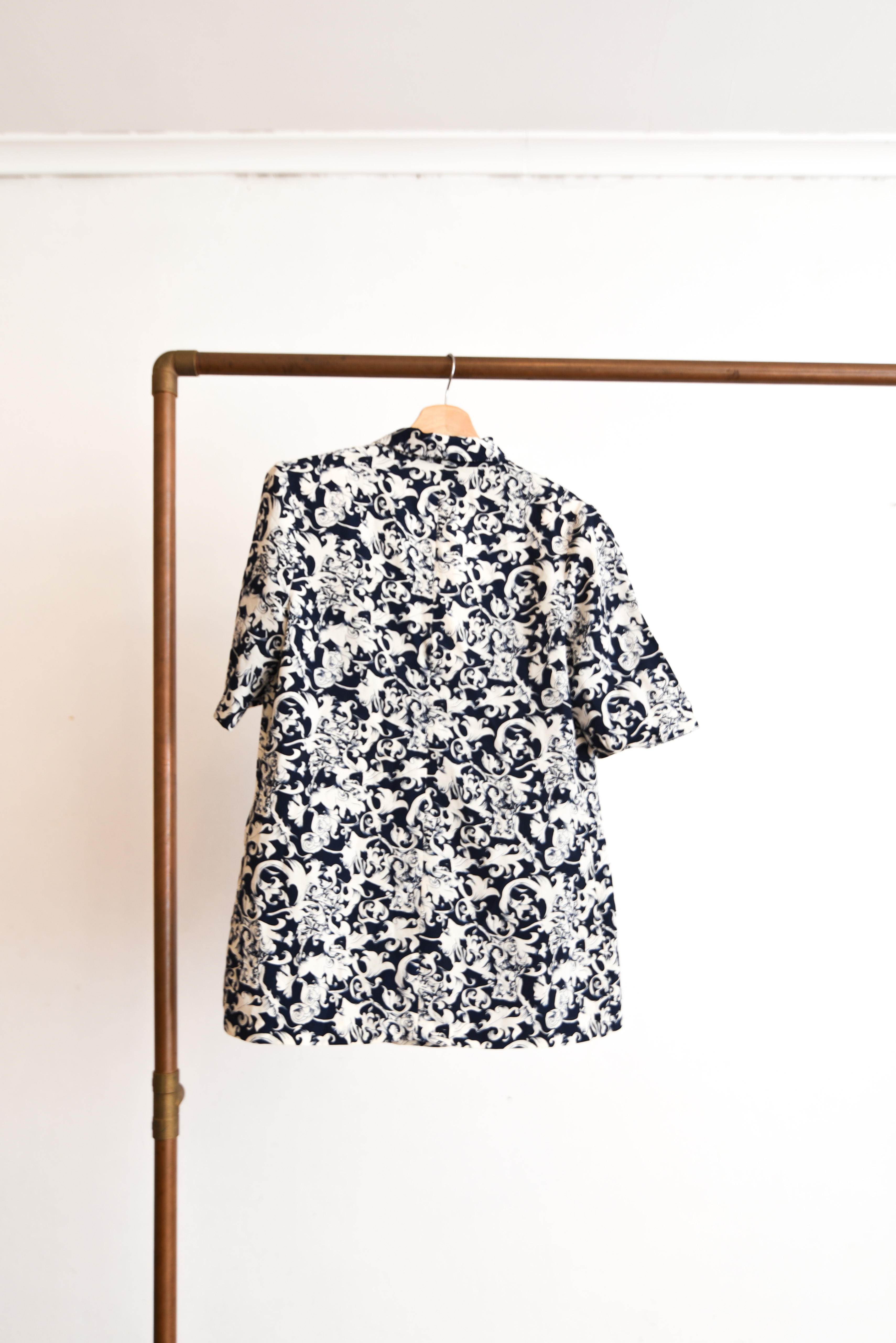 Blusón navy floral vntg