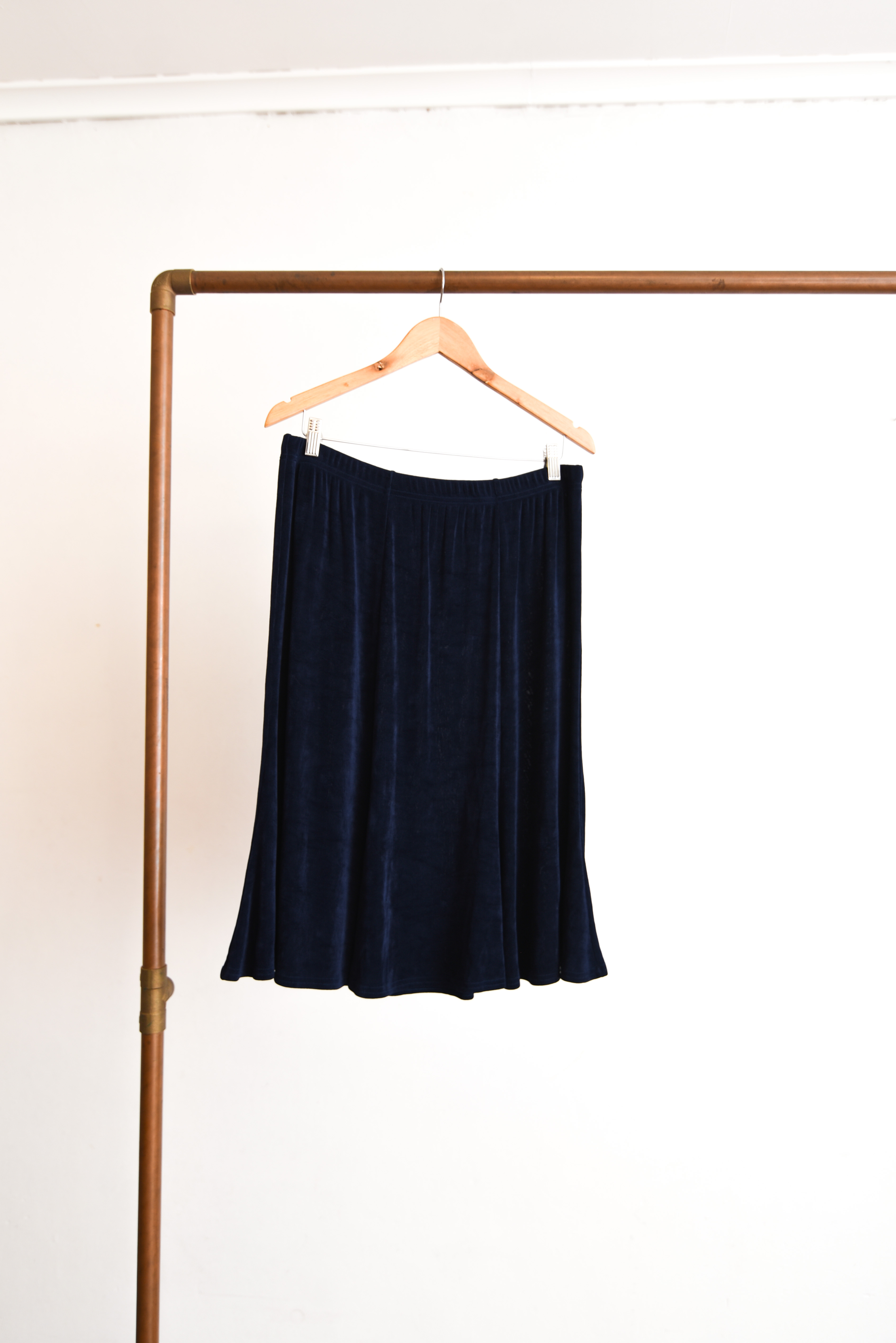 Falda azul navy acetato 90s