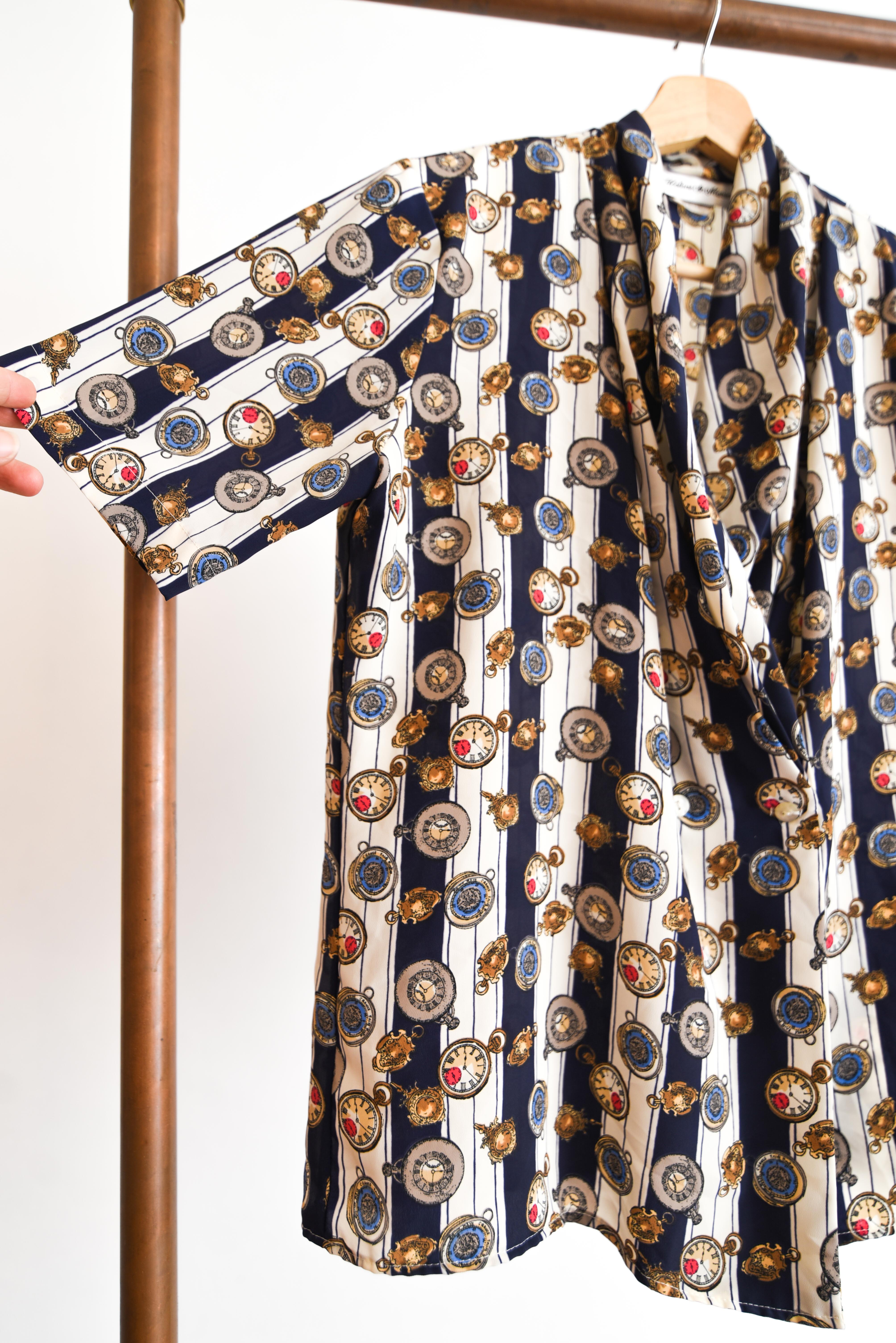 Blusa vintage print relojitos