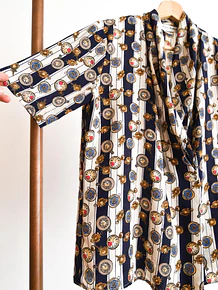 Blusa vintage print relojitos