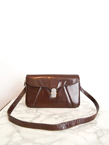 Cartera café cuero vntg