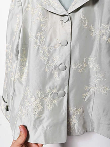 Chaqueta seda bordada vintage