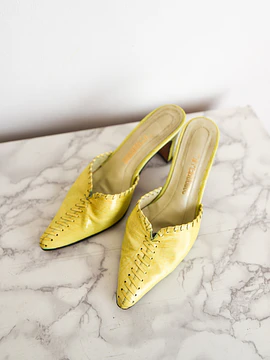 Zapatos de taco amarillo vntg