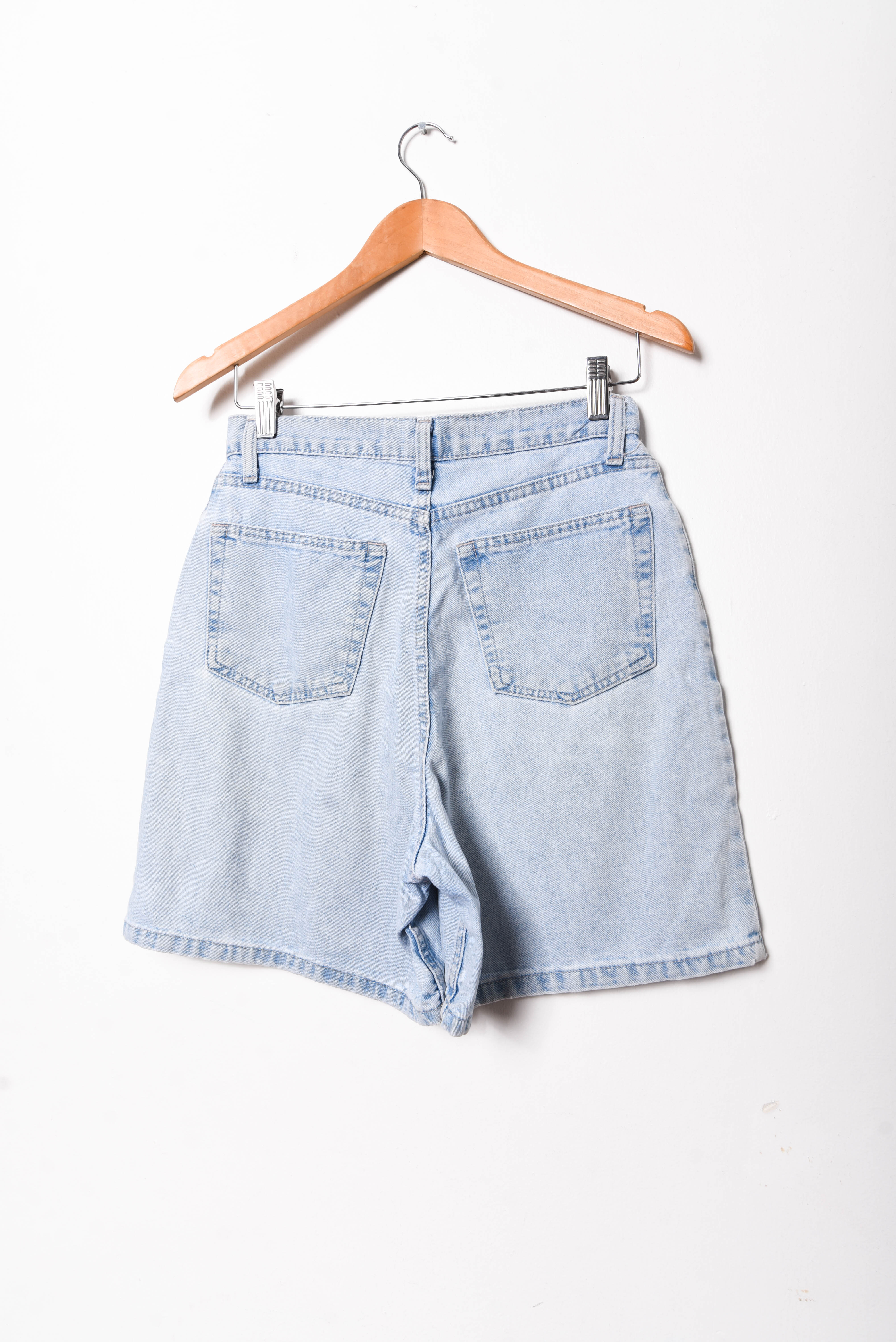 Short light denim tiro alto