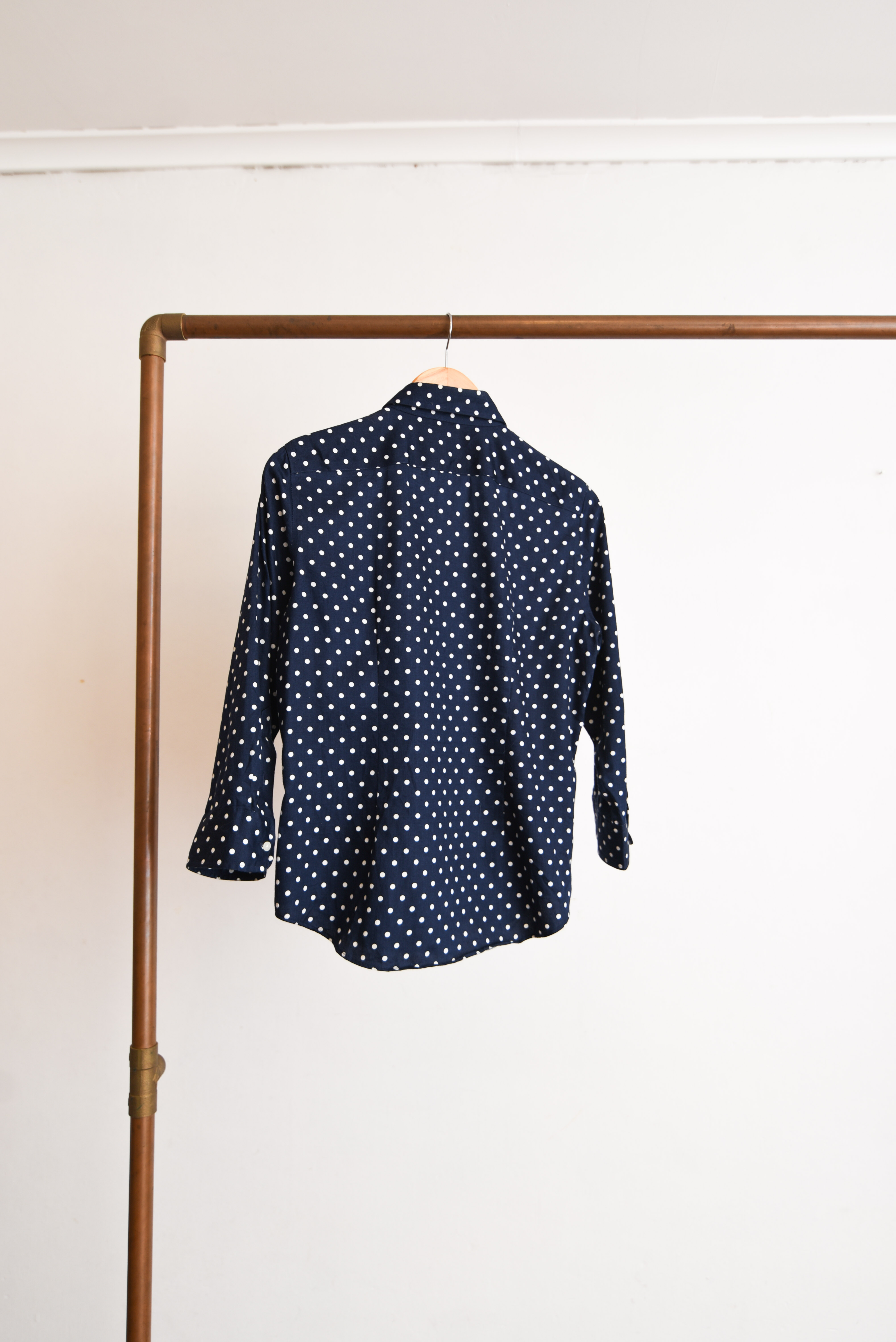 Camisa navy blue polka dots cotton