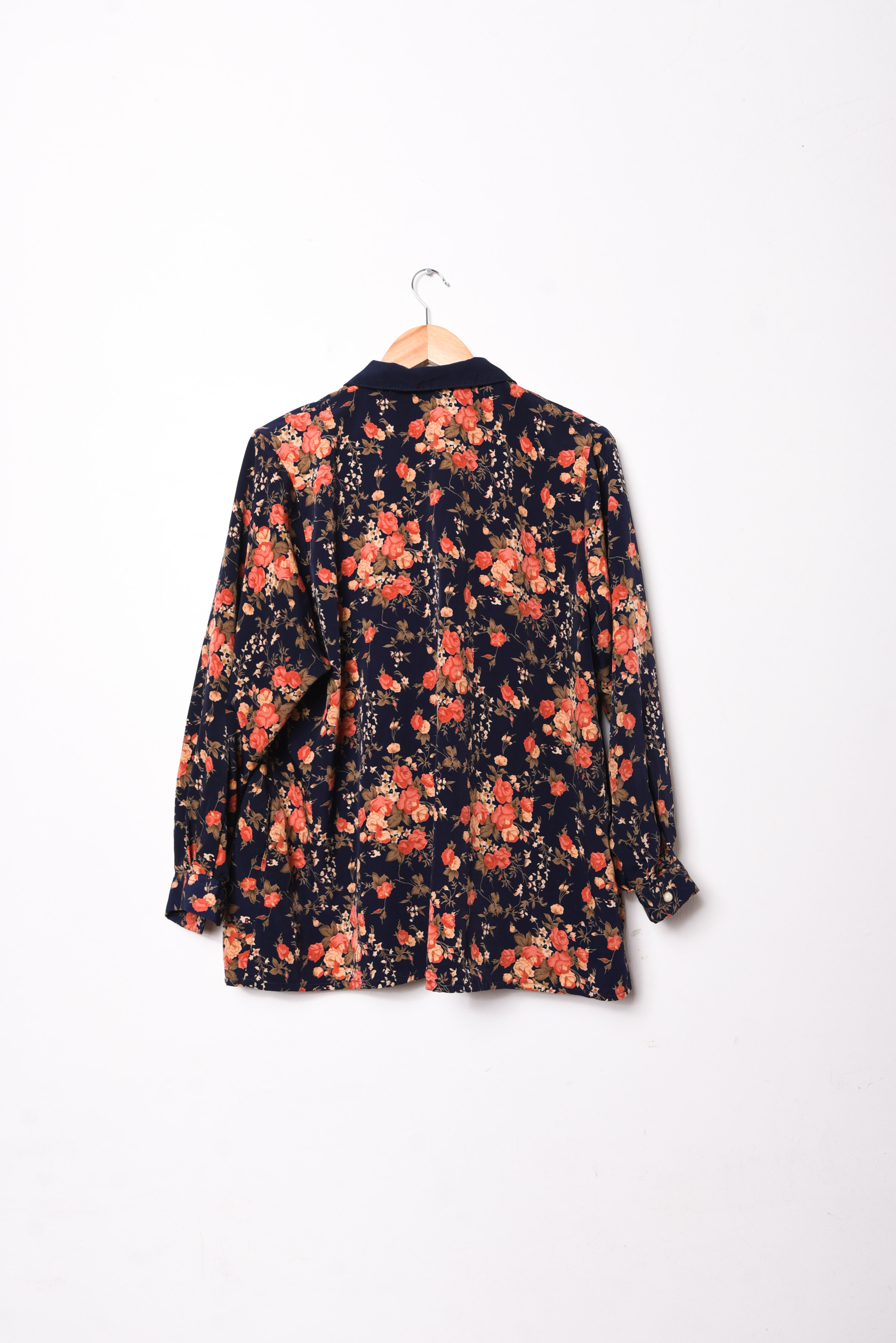 Blusa azul floral vintage