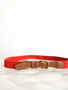Cinturón rojo trenzado