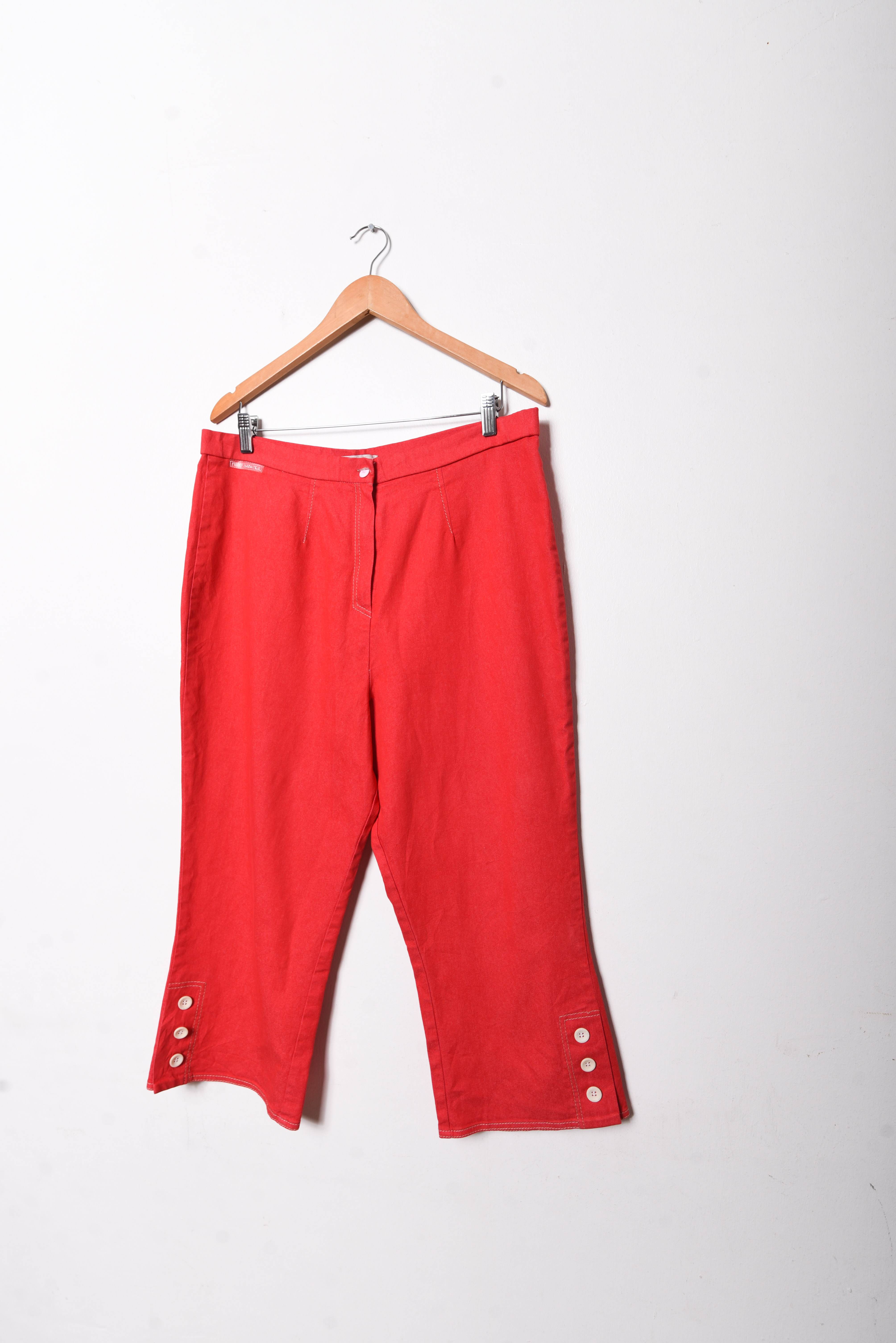 Pantalón rojo denim