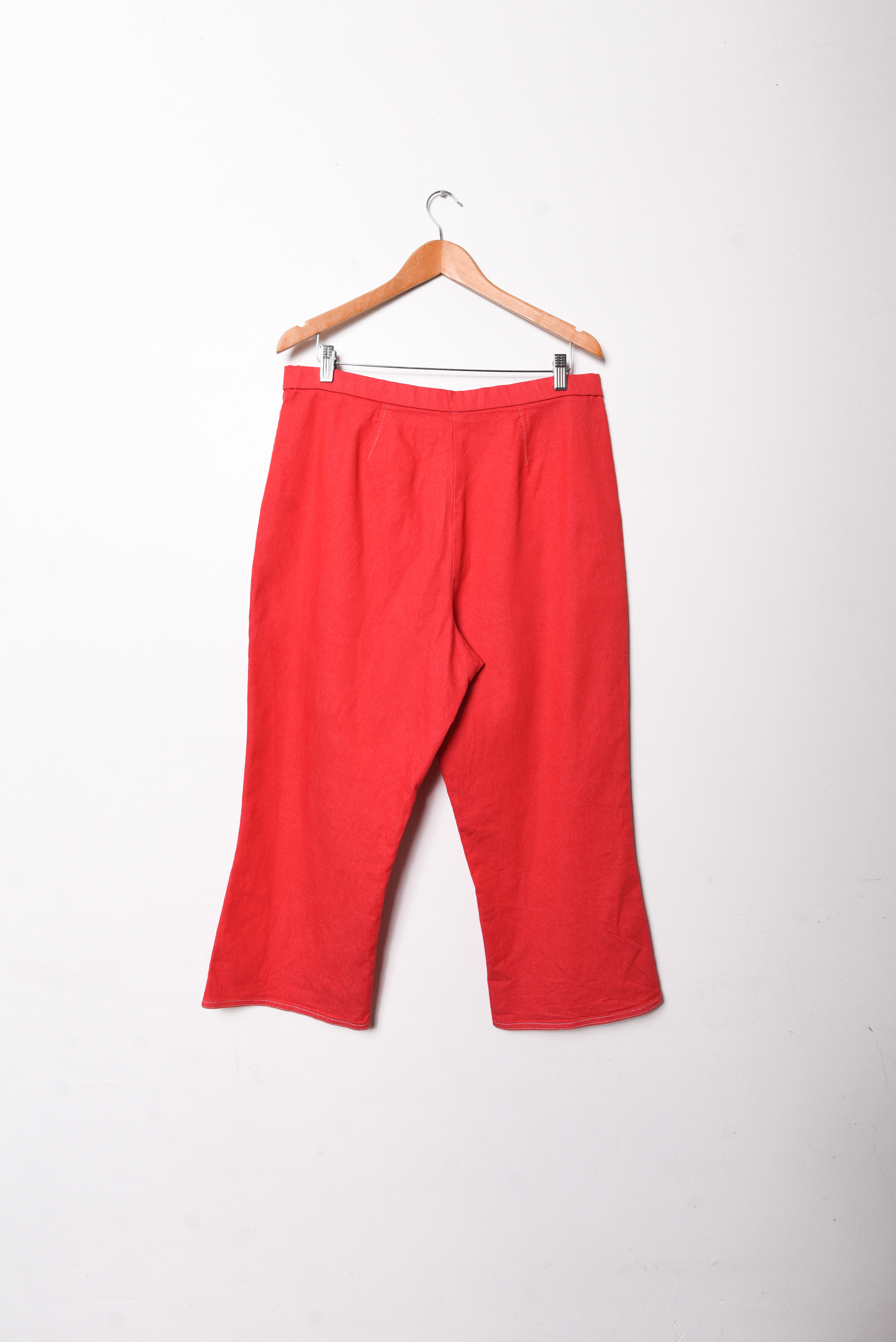 Pantalón rojo denim