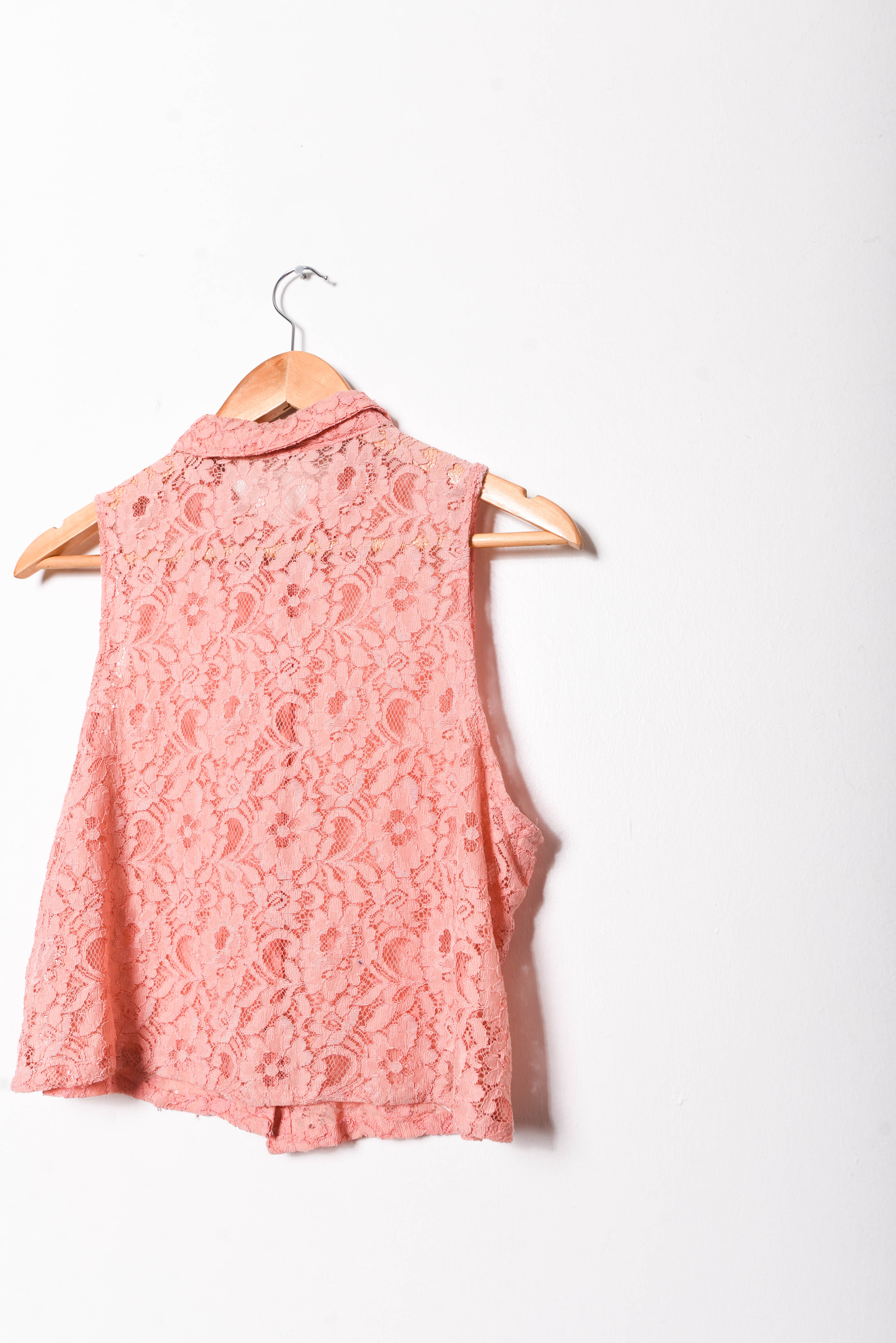 Blusa coral encaje crop