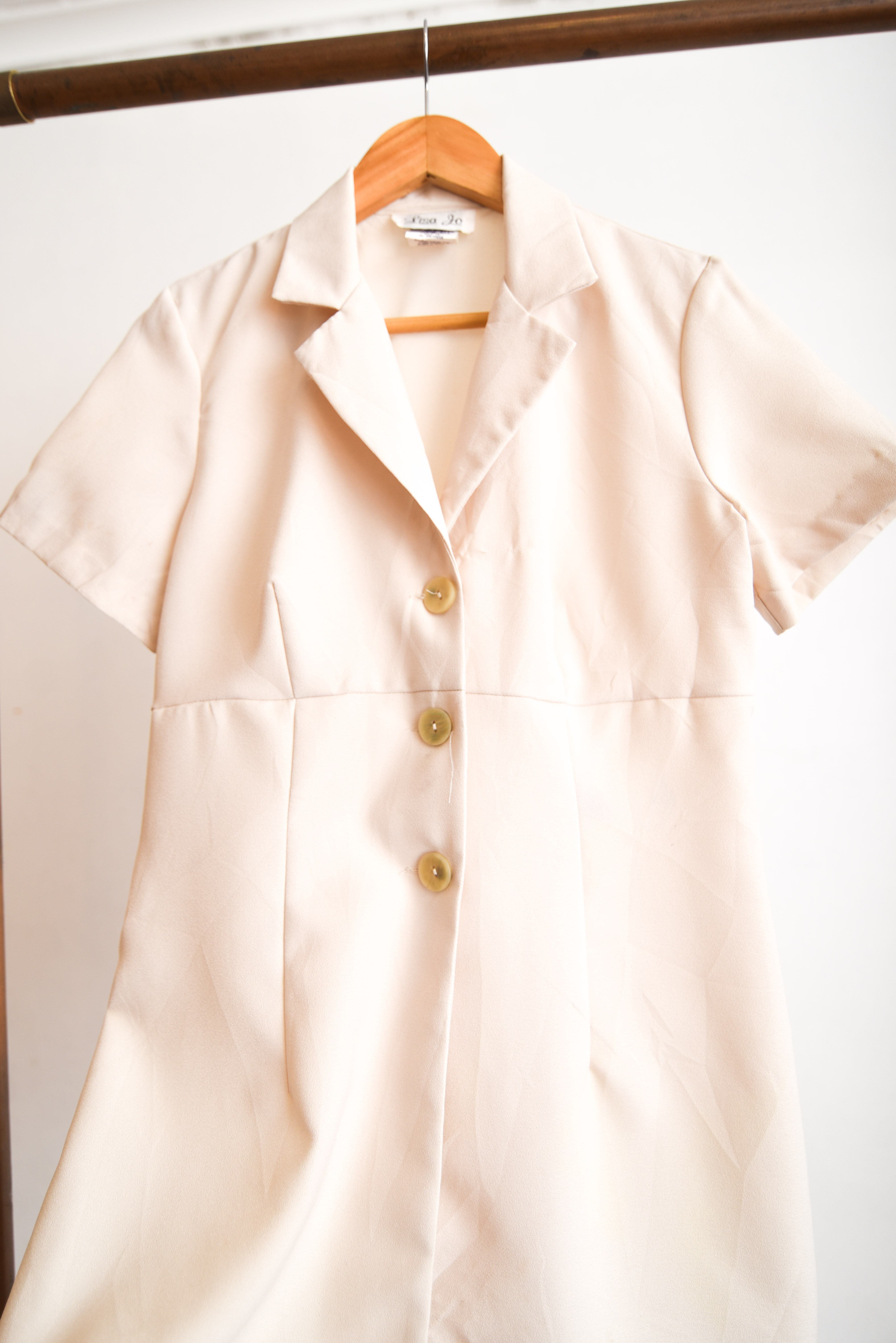Mini vestido marfil botones 90s