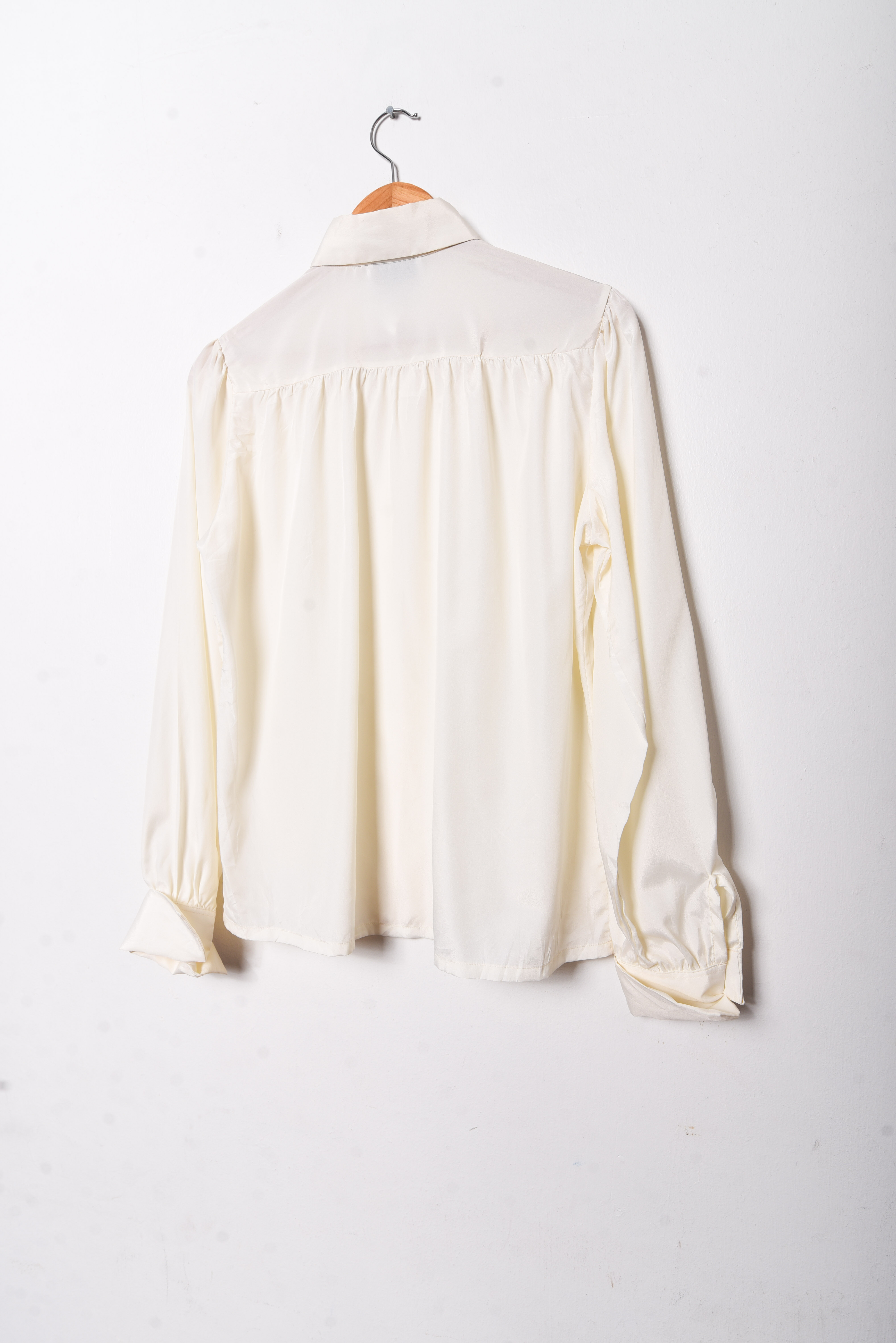 Blusa marfil vintage 90s