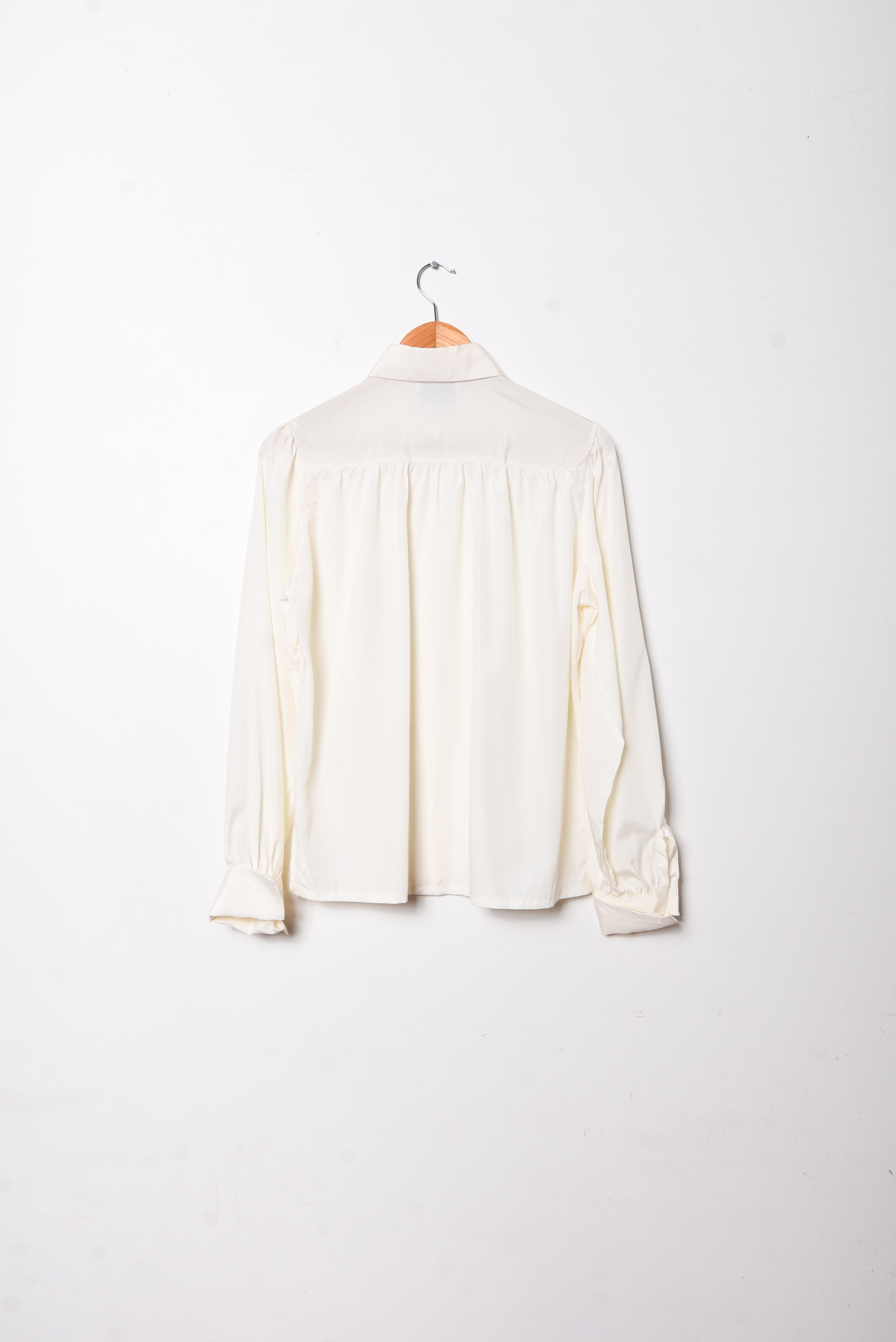 Blusa marfil vintage 90s
