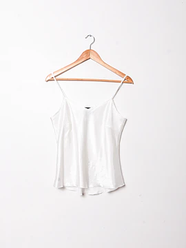 Top blanco satín