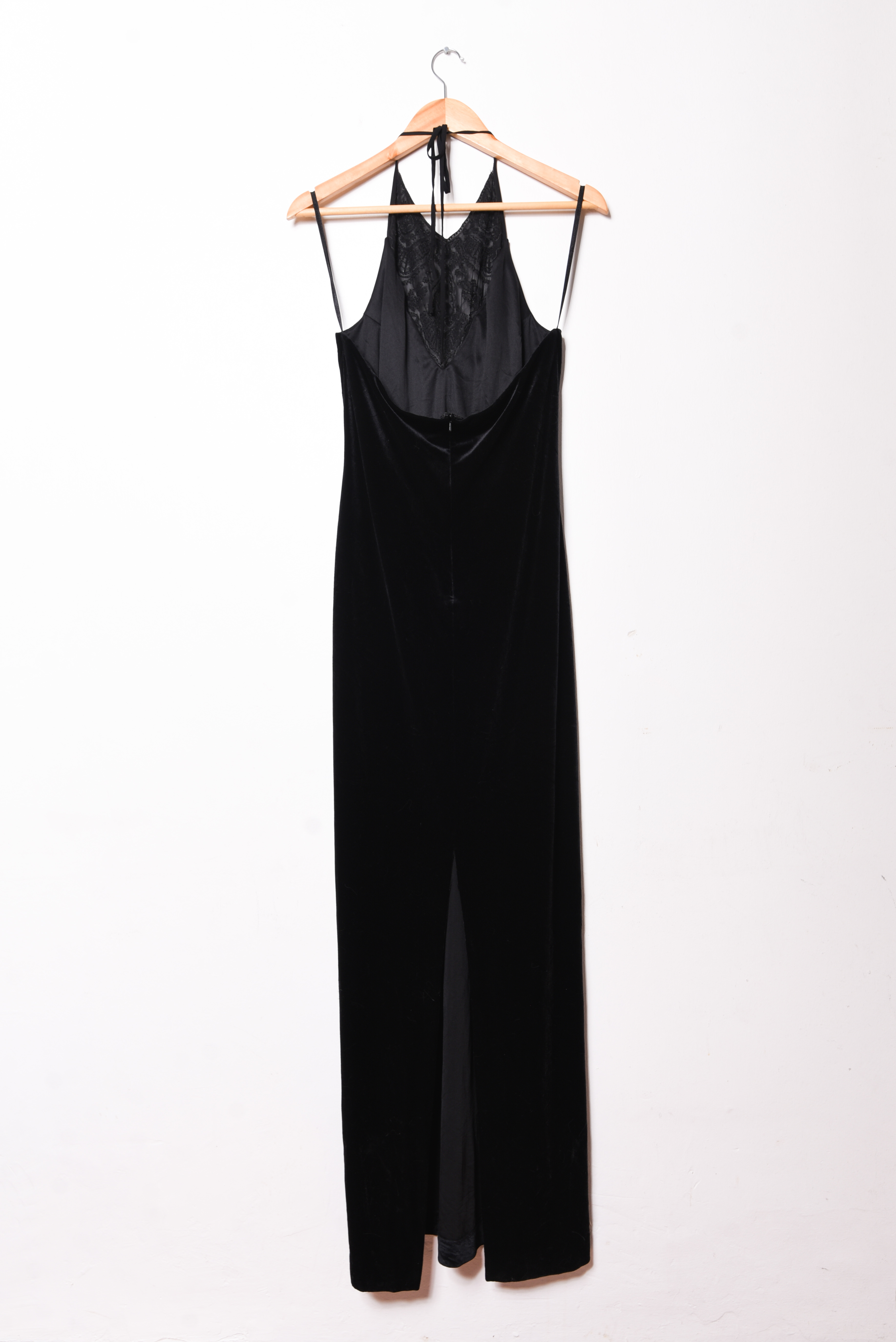 Maxi vestido negro fiesta pedrería 90s