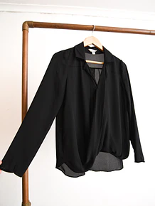 Blusa negra transparencia