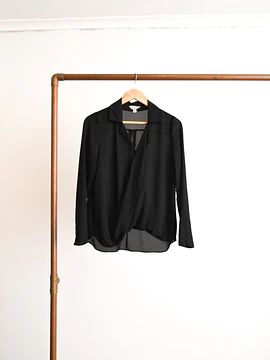Blusa negra transparencia