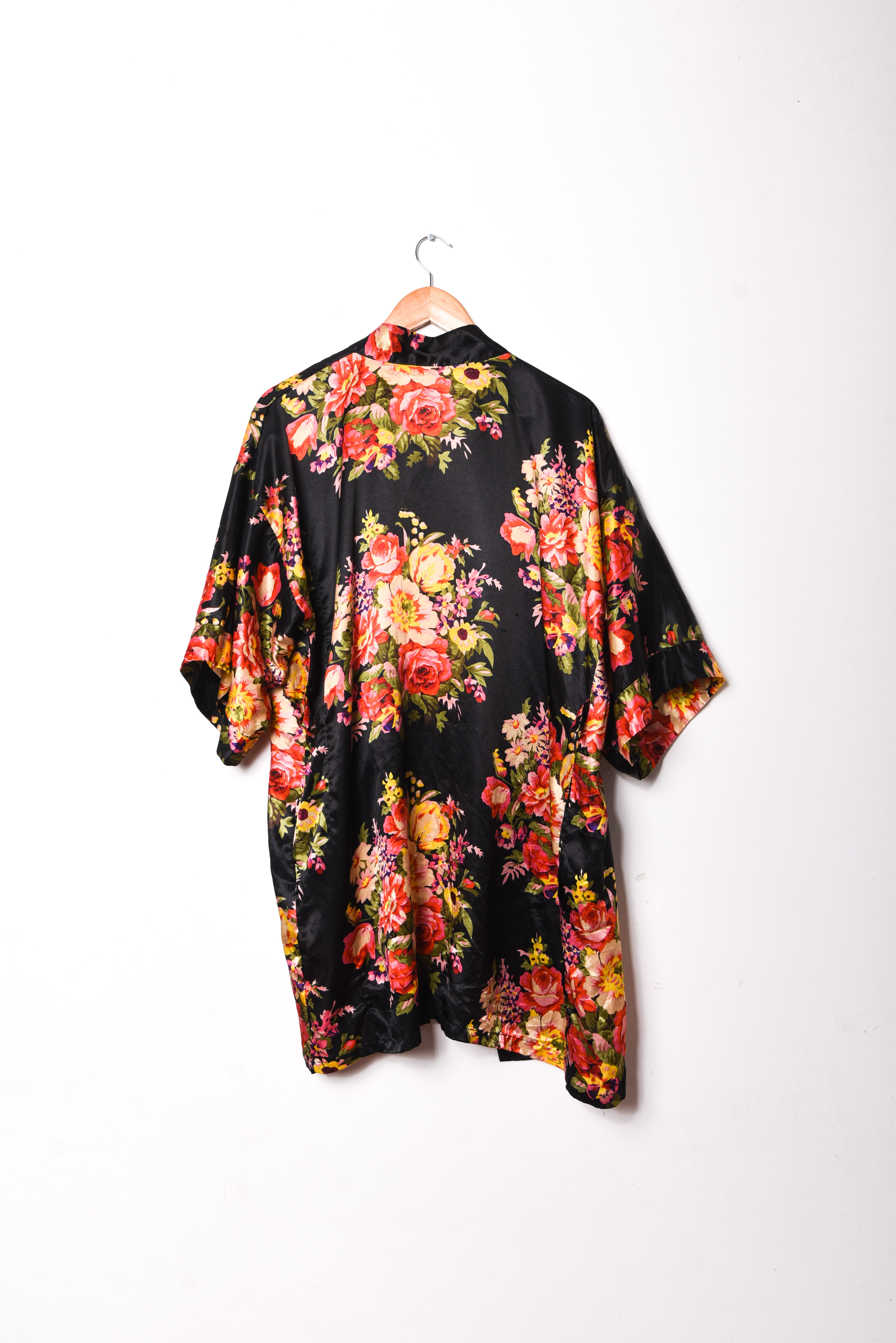 Kimono satín floral 