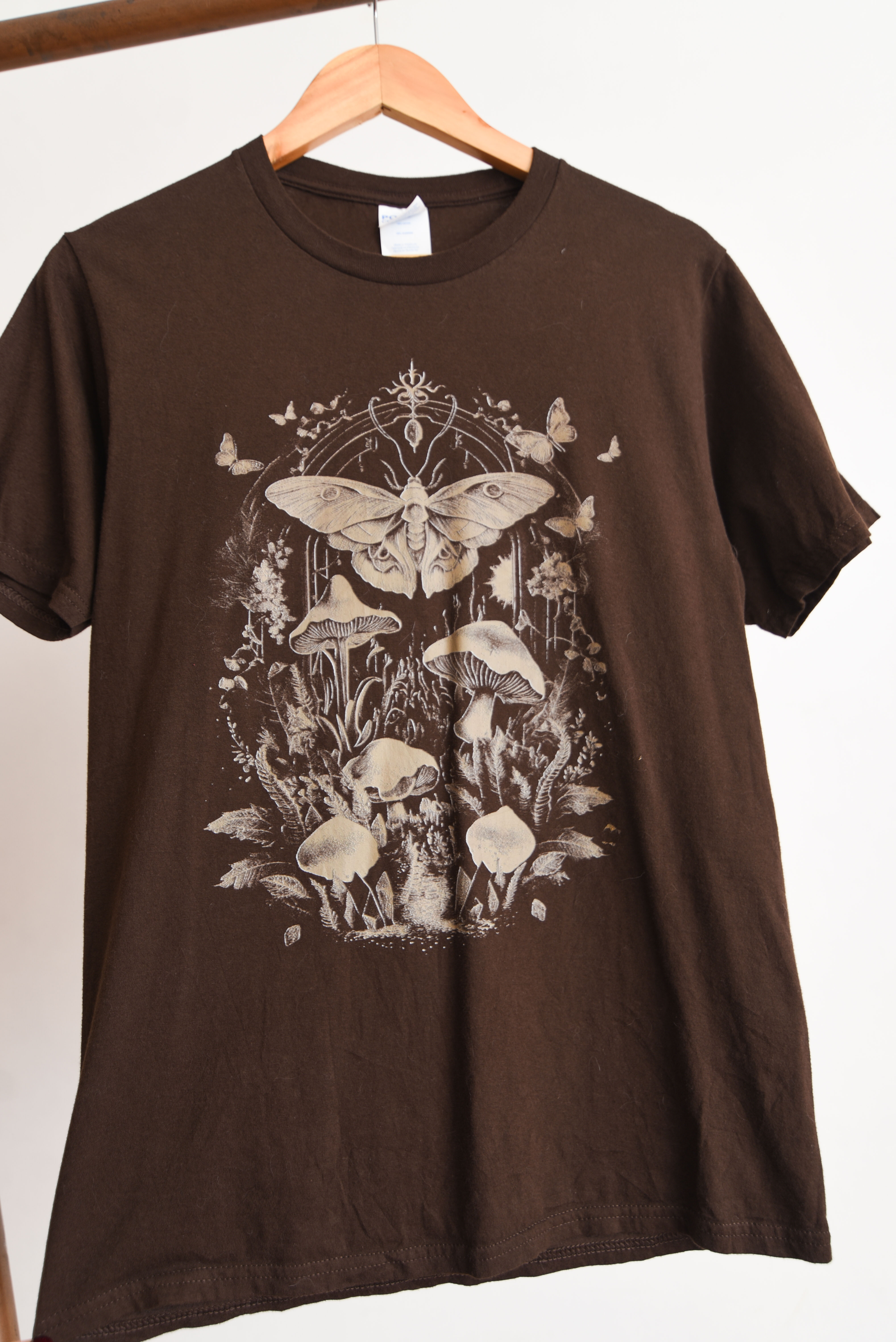 Polera gráfica Fungi world