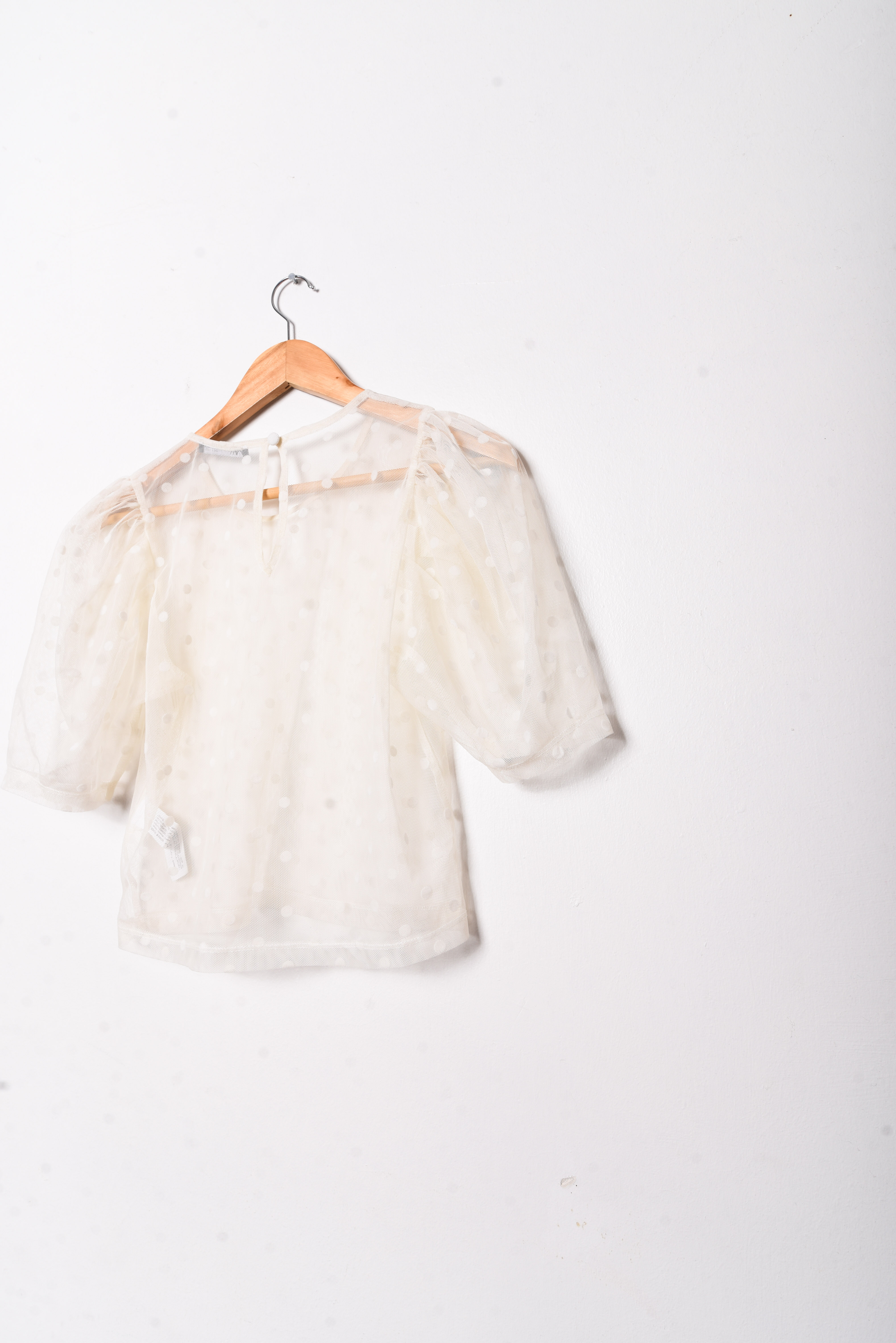 Blusa mesh marfil dots