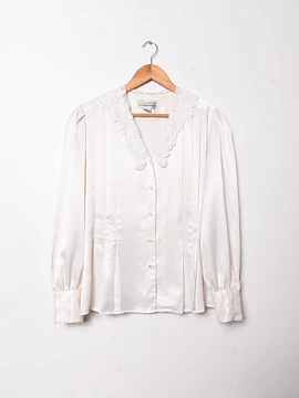 Blusa vintage satín cuellito