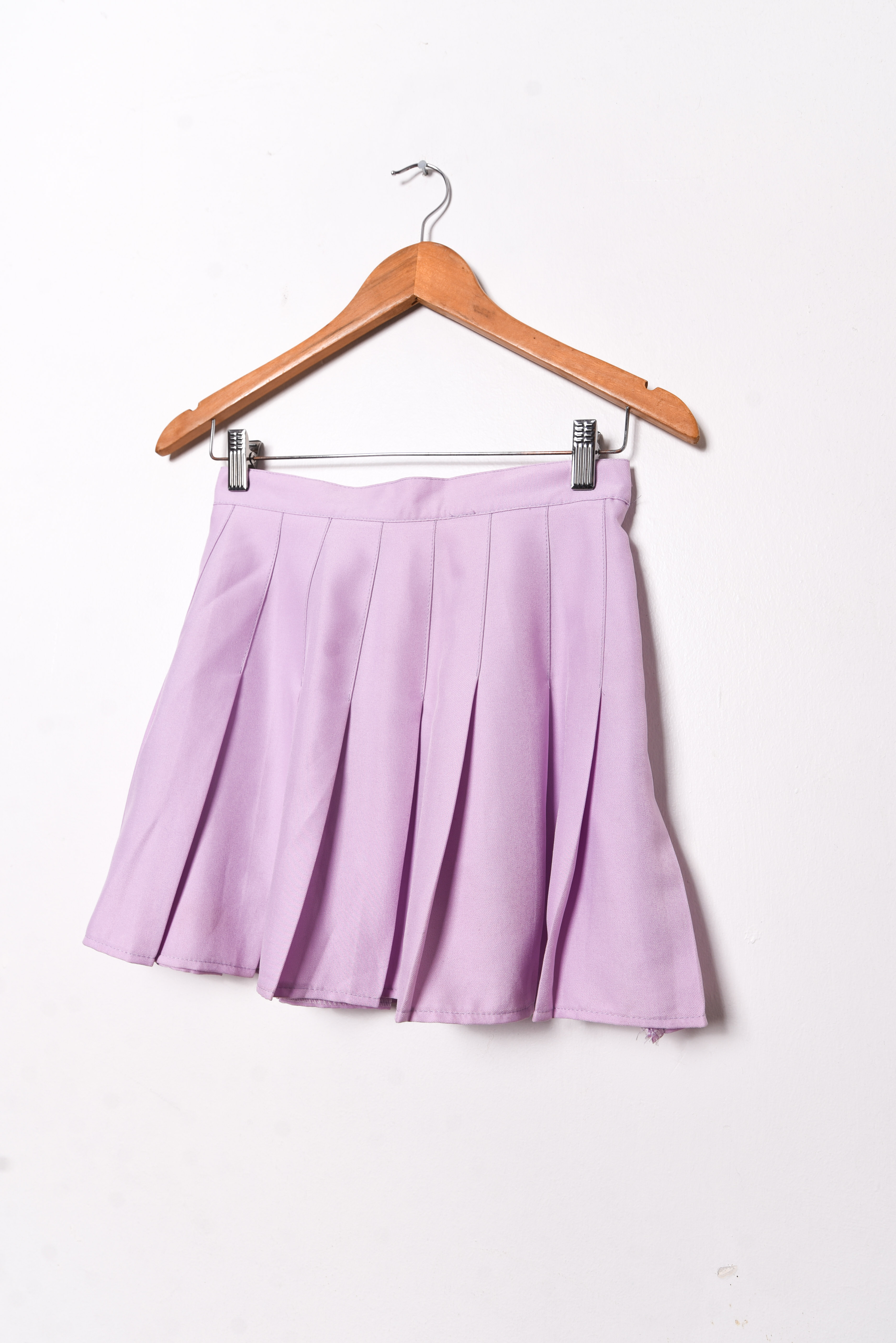 Falda lila tablas