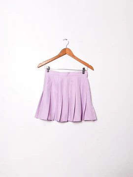 Falda lila tablas