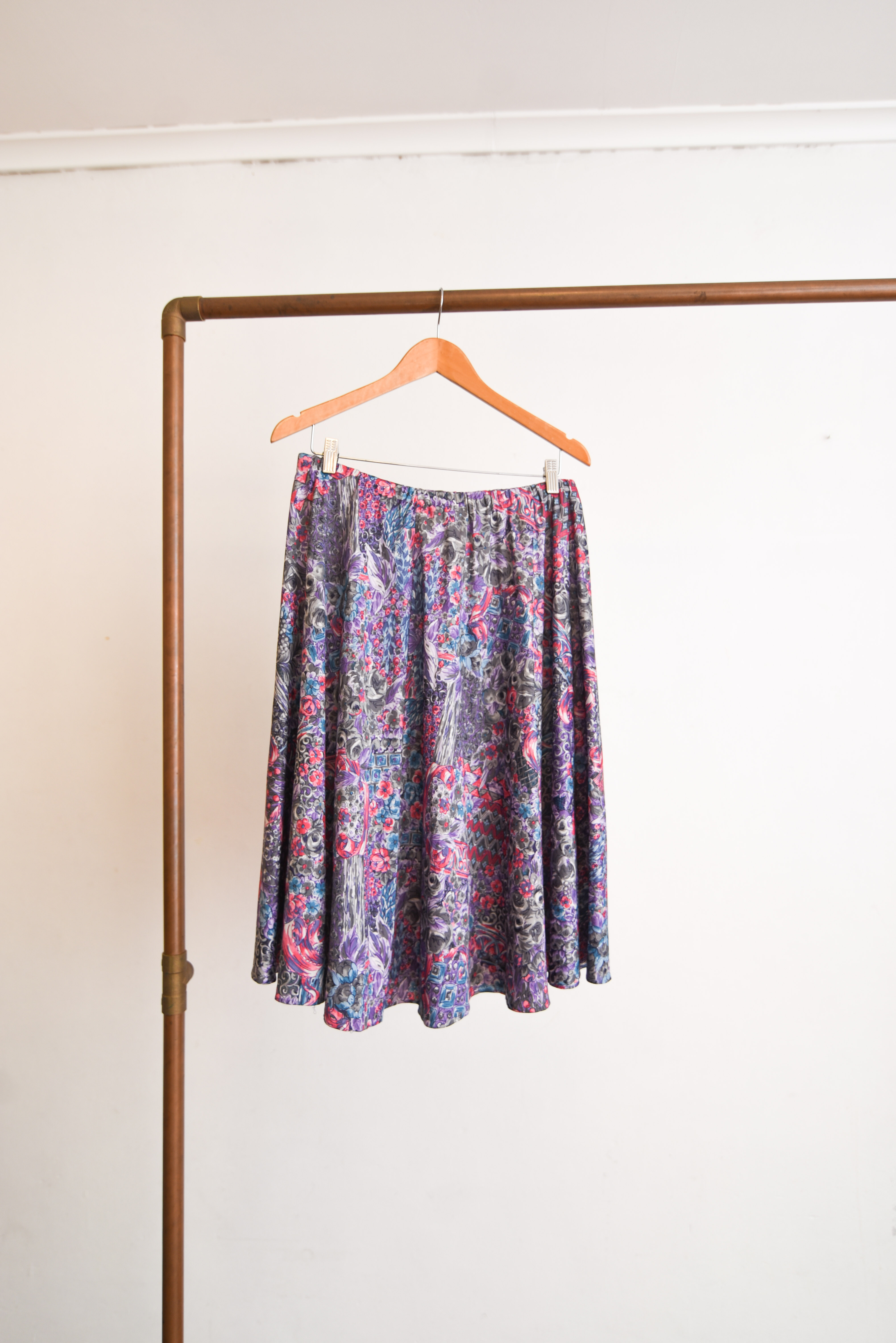 Falda midi floral baroque vntg