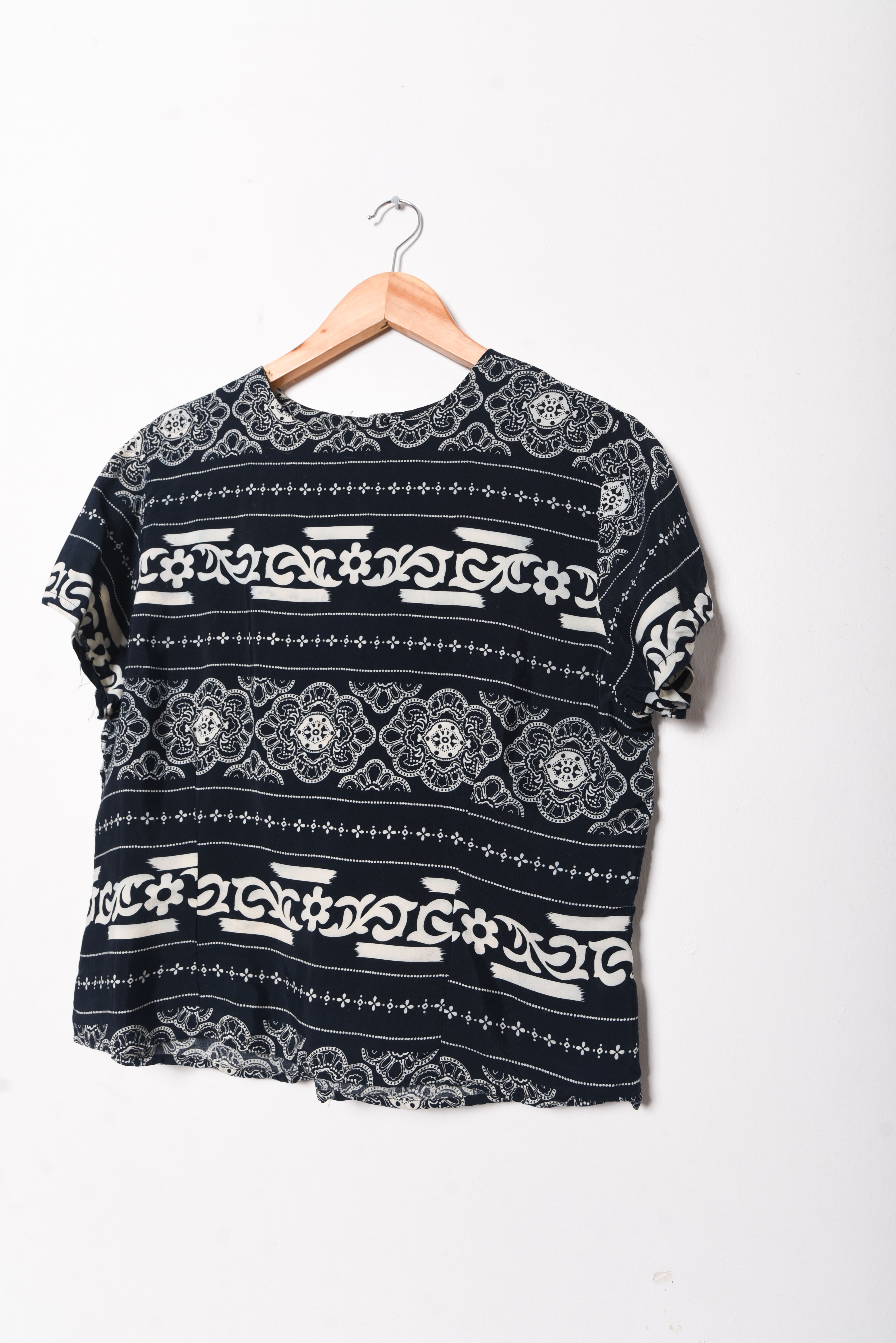 Blusa navy folky vintage
