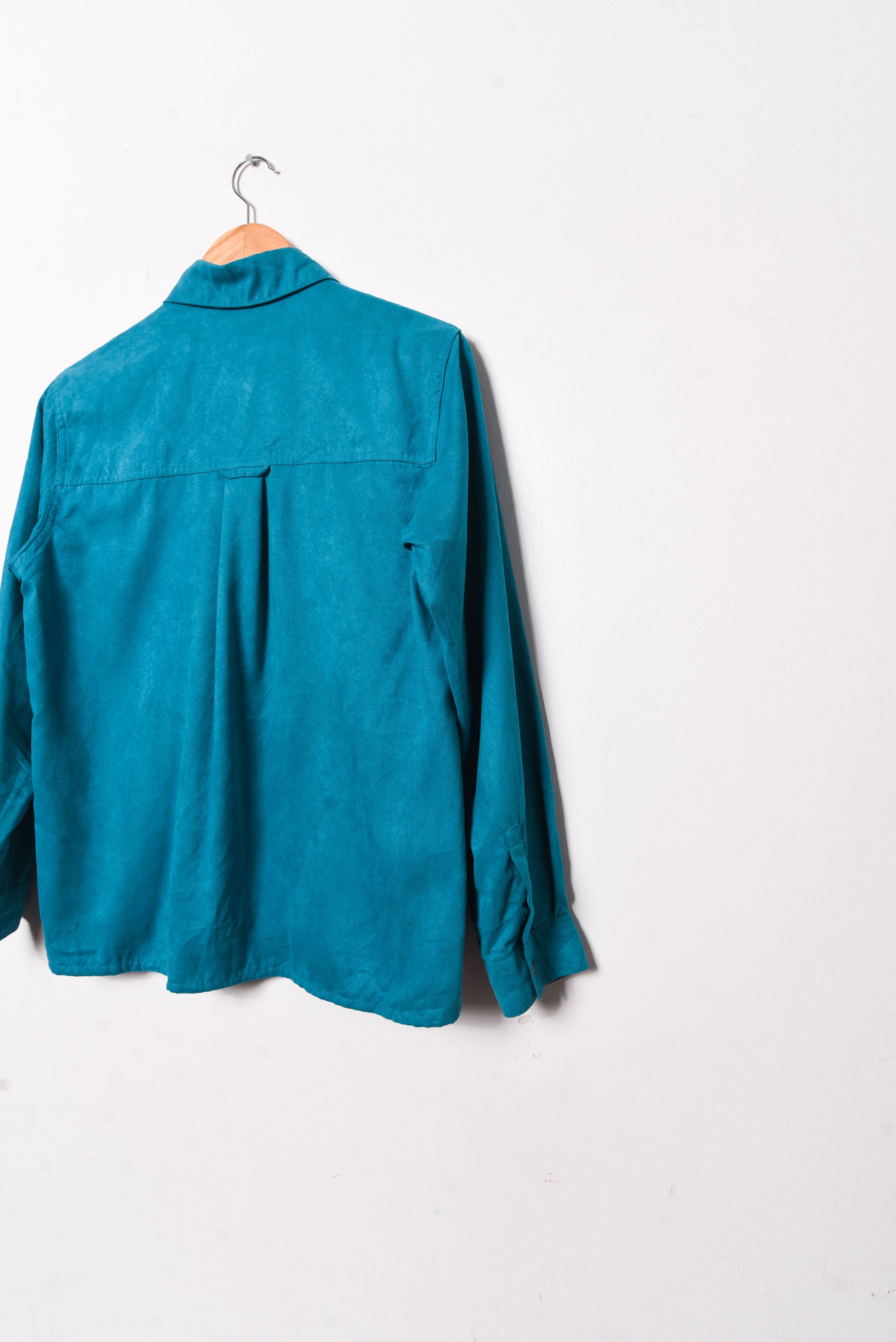 Camisa turquesa faux suede