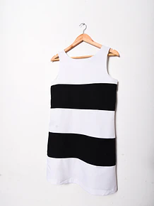 Vestido b&w franjas 90s