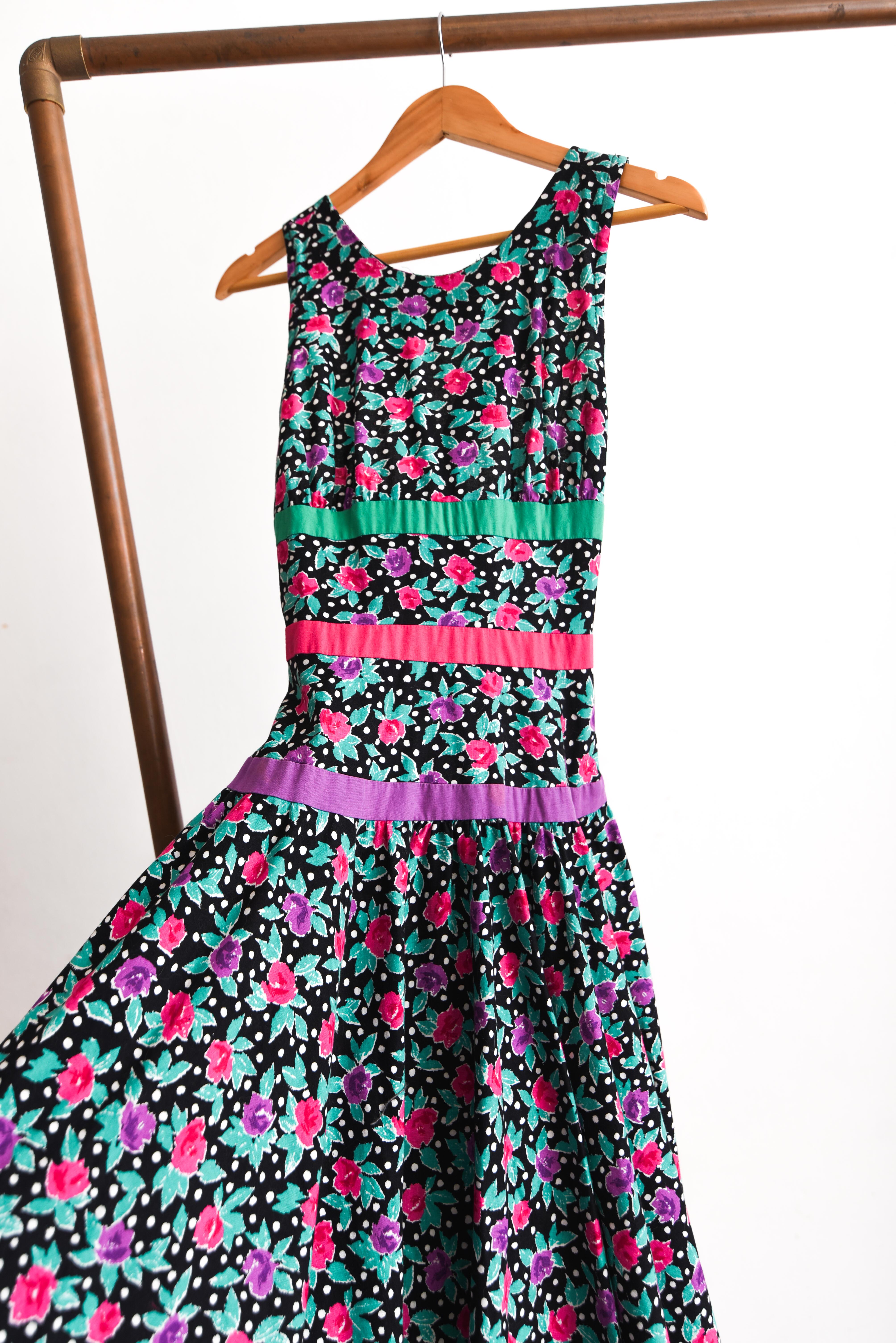 Vestido floral vintage California