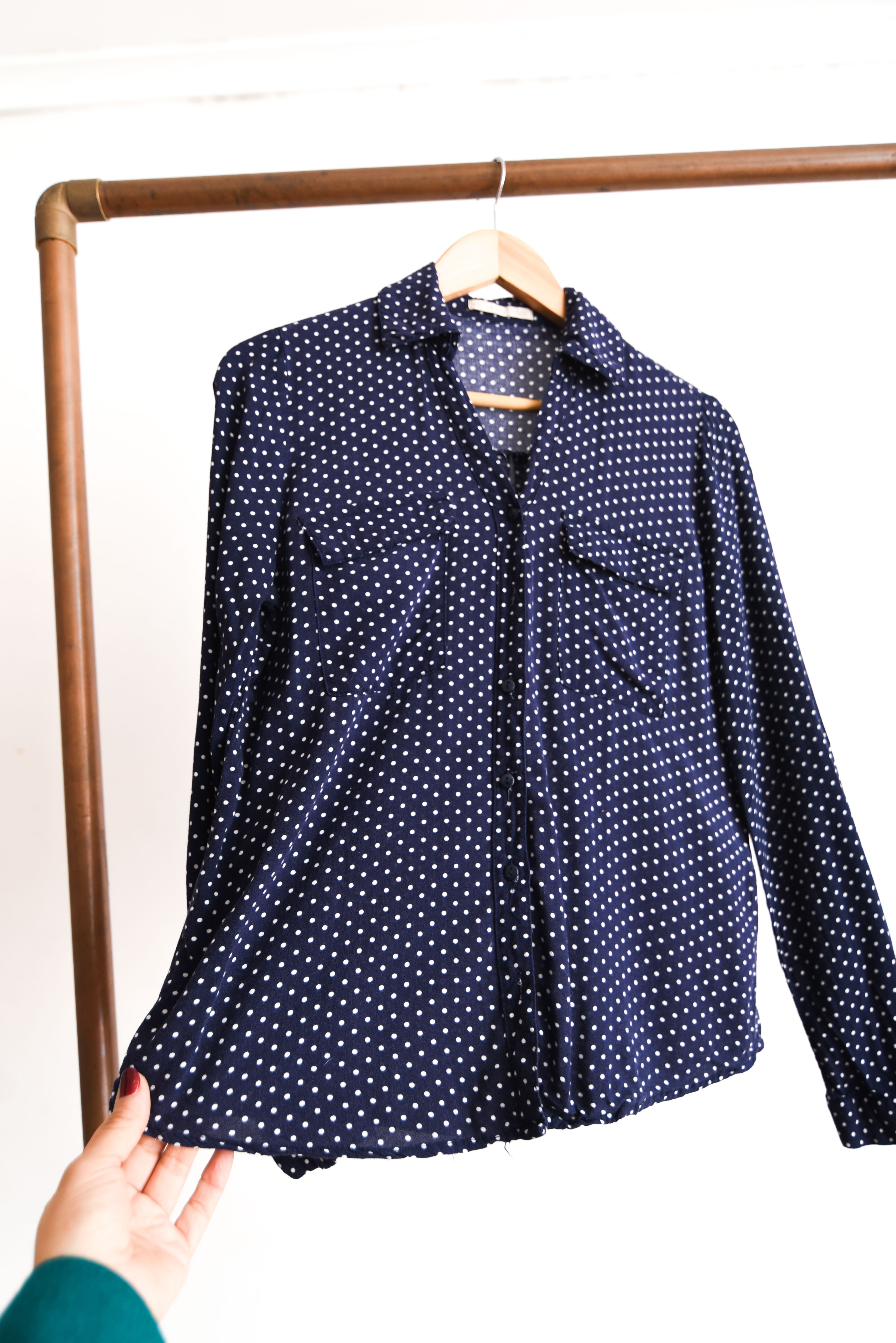 Camisa navy polka dots