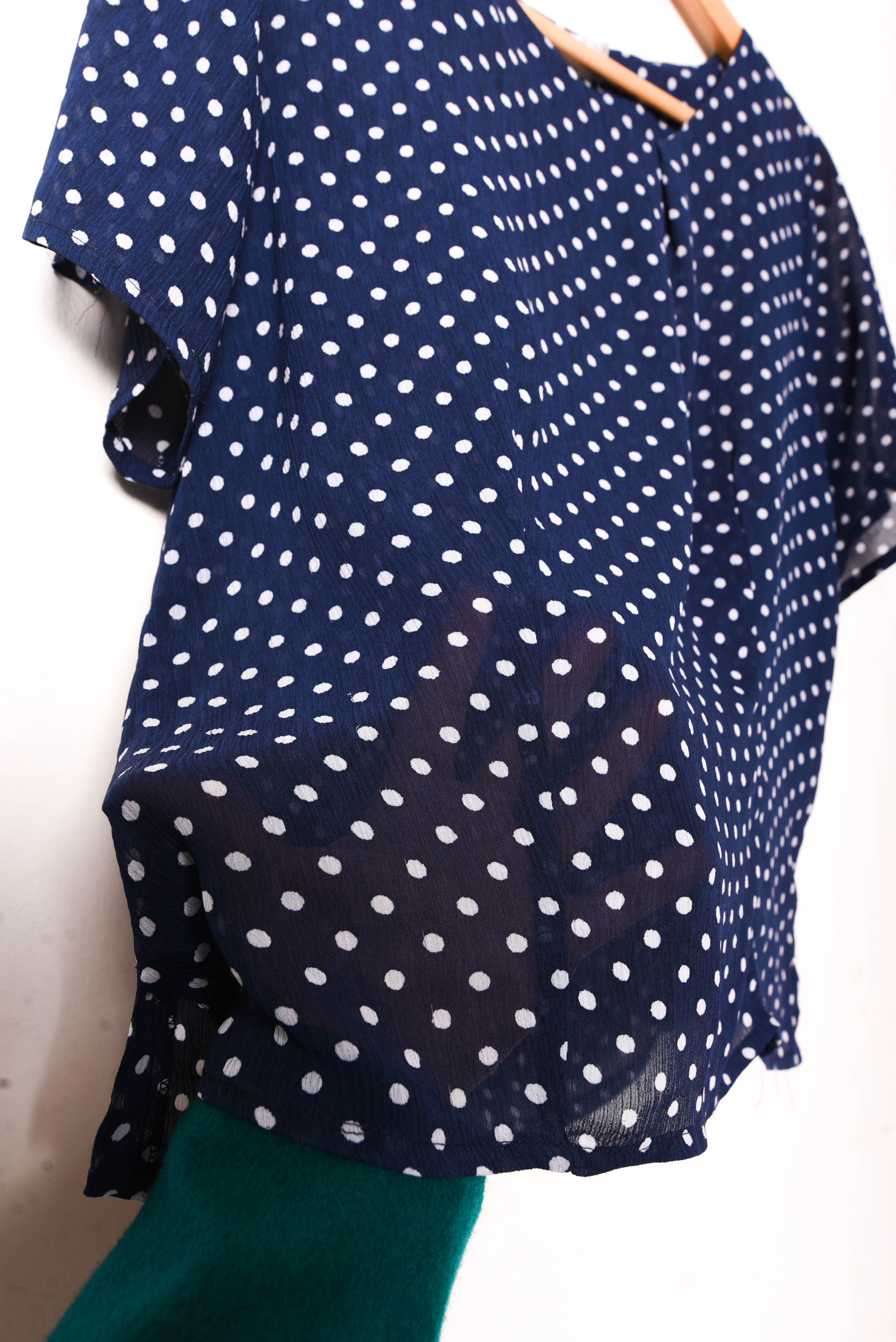 Blusa azulina polka dots vntg made in Chile