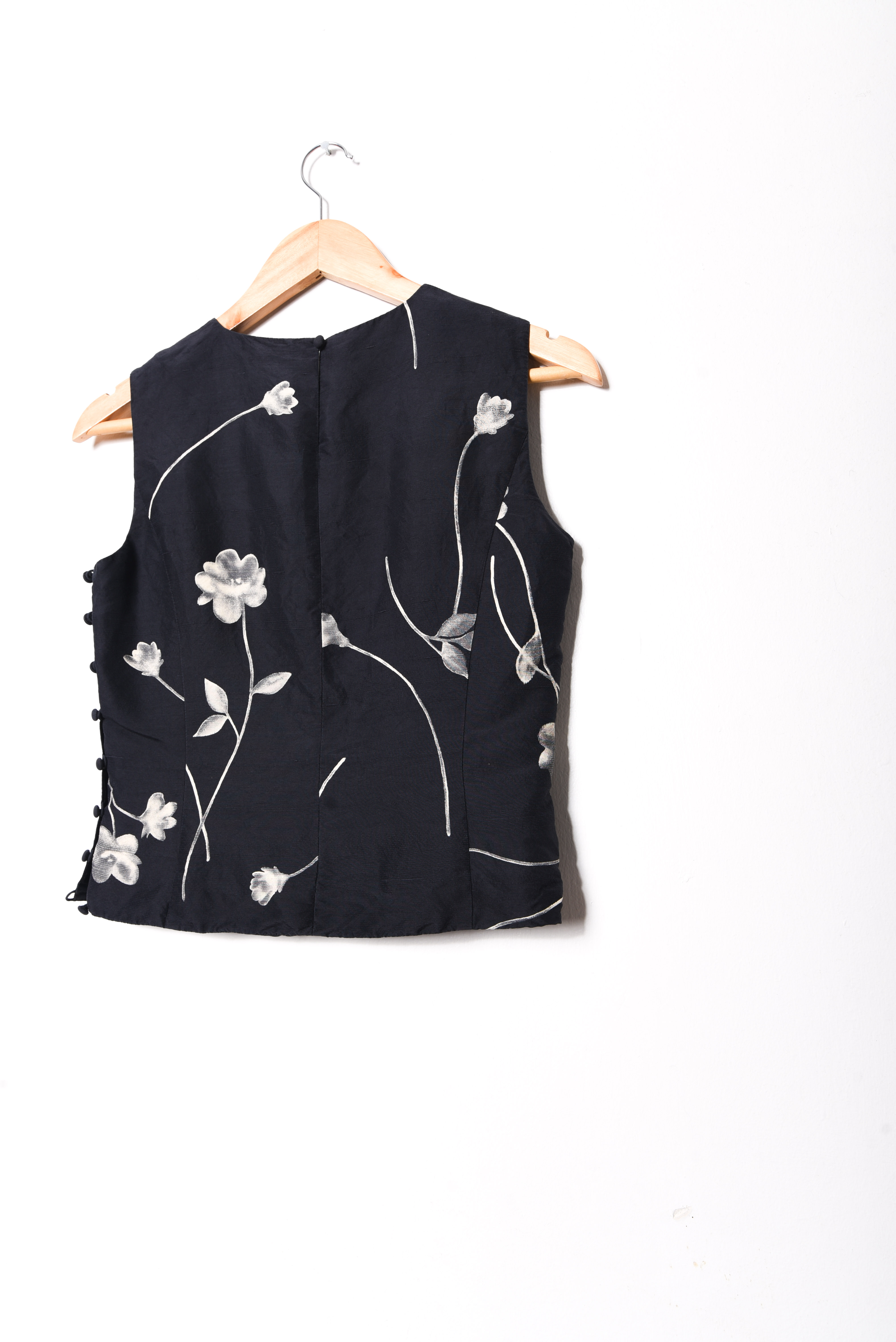 Top azul marino silk vintage floral
