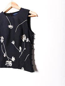 Top azul marino silk vintage floral