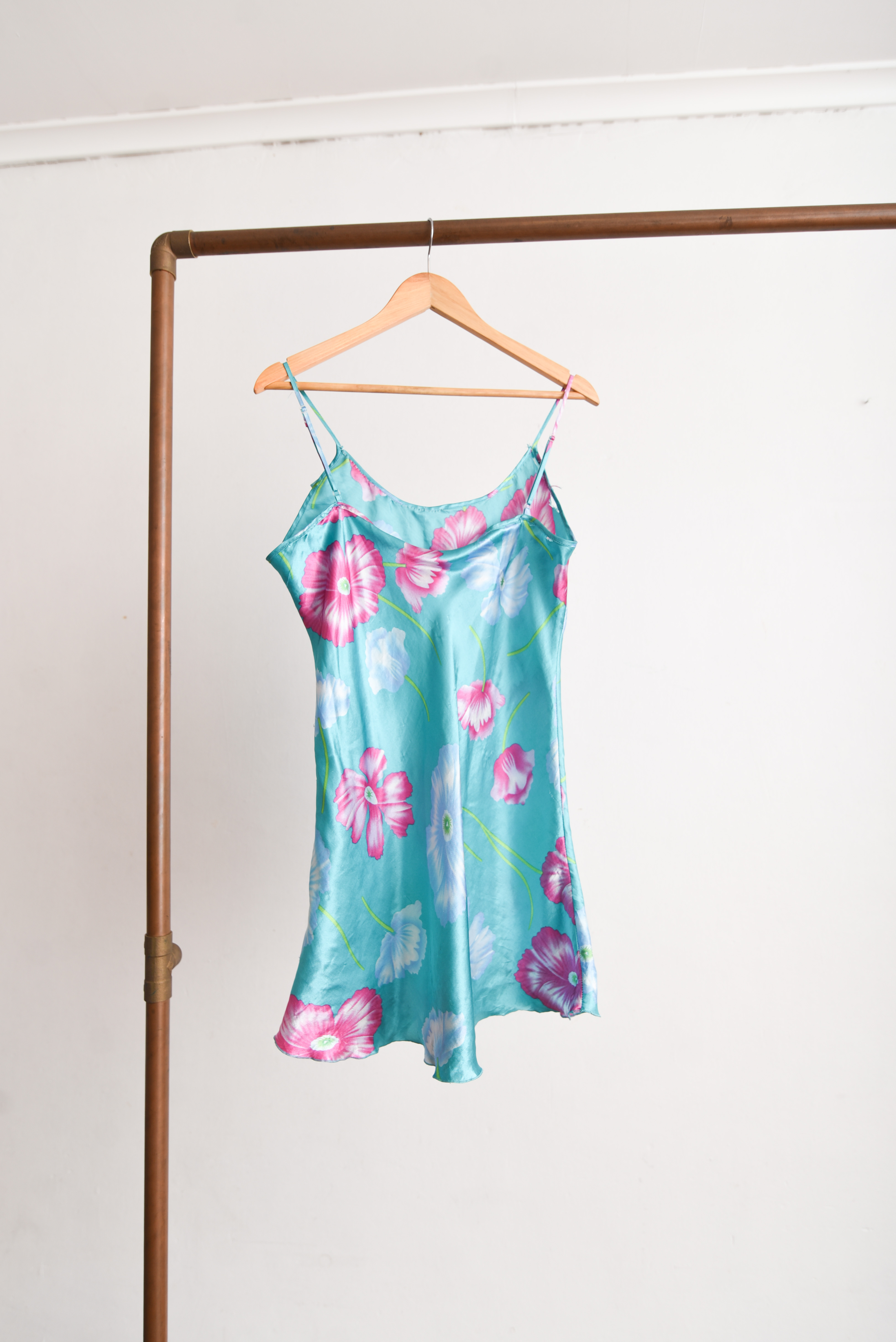 Slipdress turquesa floral satín