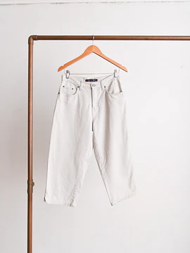 Pantalón denim capri perla