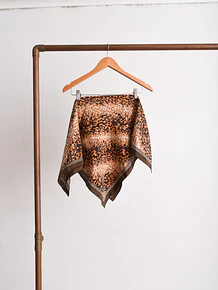 Pañuelo animal print 70s