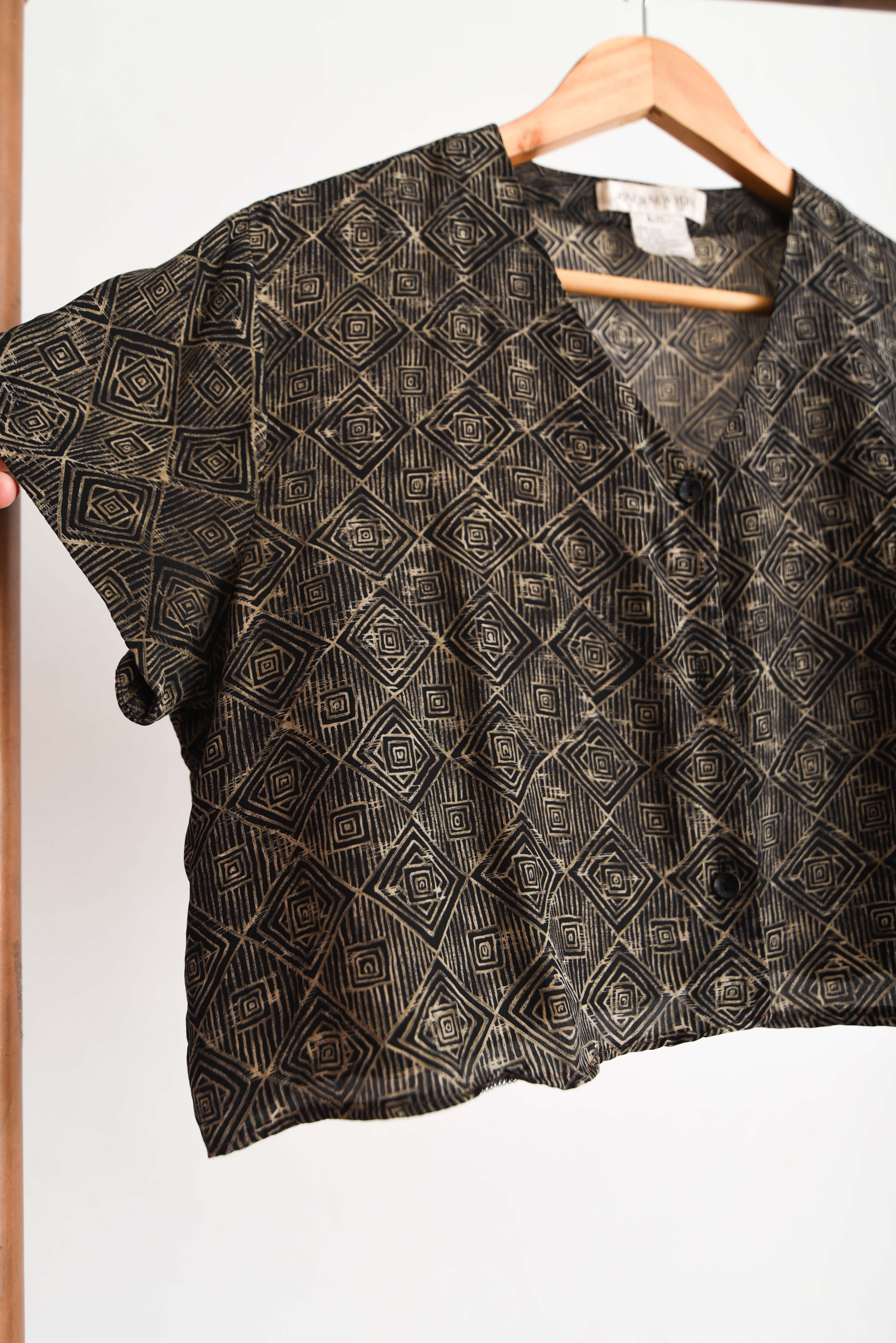 Blusa 90s cafe y negro silk