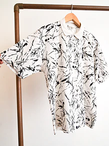Camisa b&w vintage pinceladas