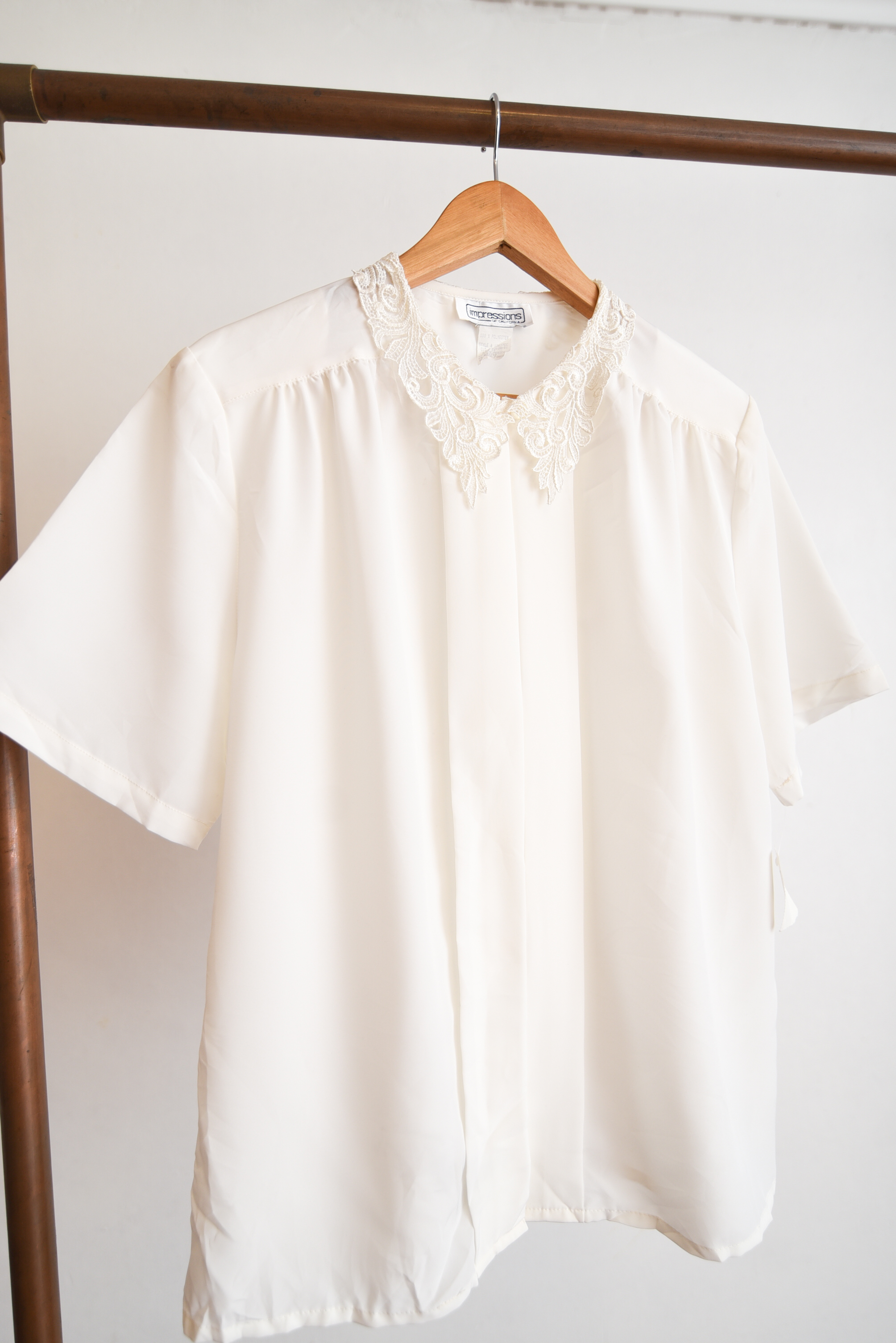 Blusa marfil cuellito vntg