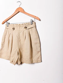 Short nude lino tiro alto