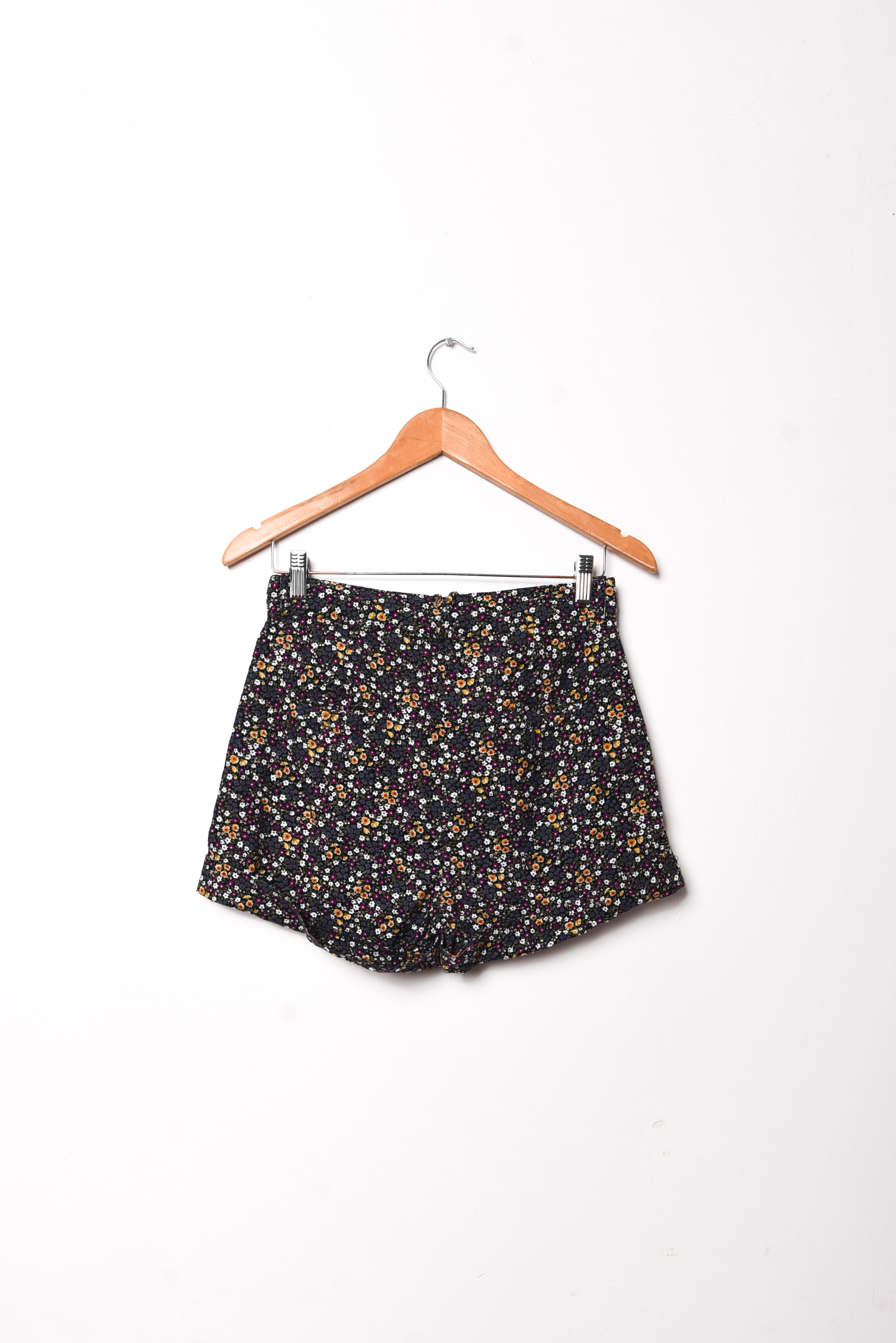 Short cotelé floral