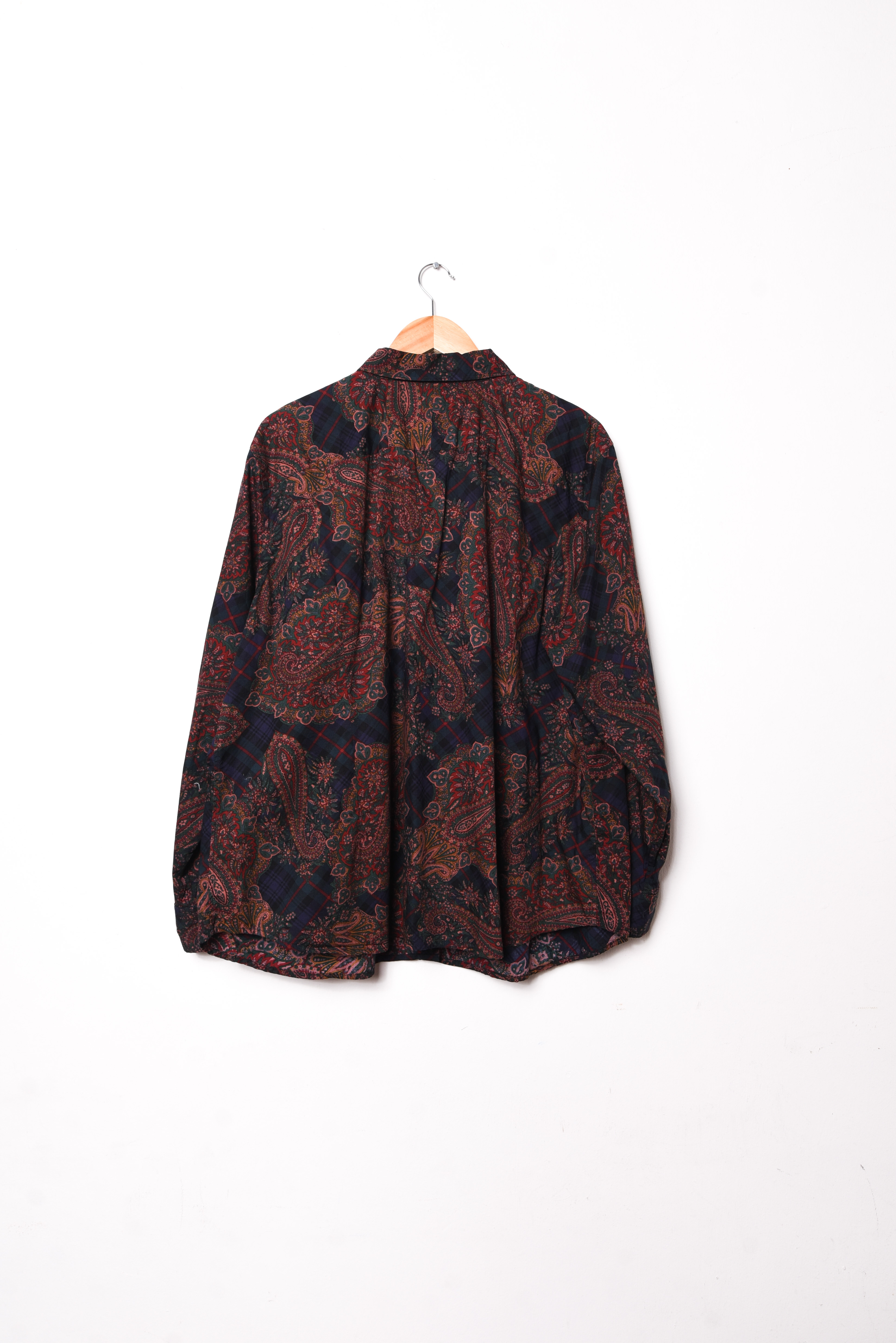 Camisa dark paisley algodón plus size