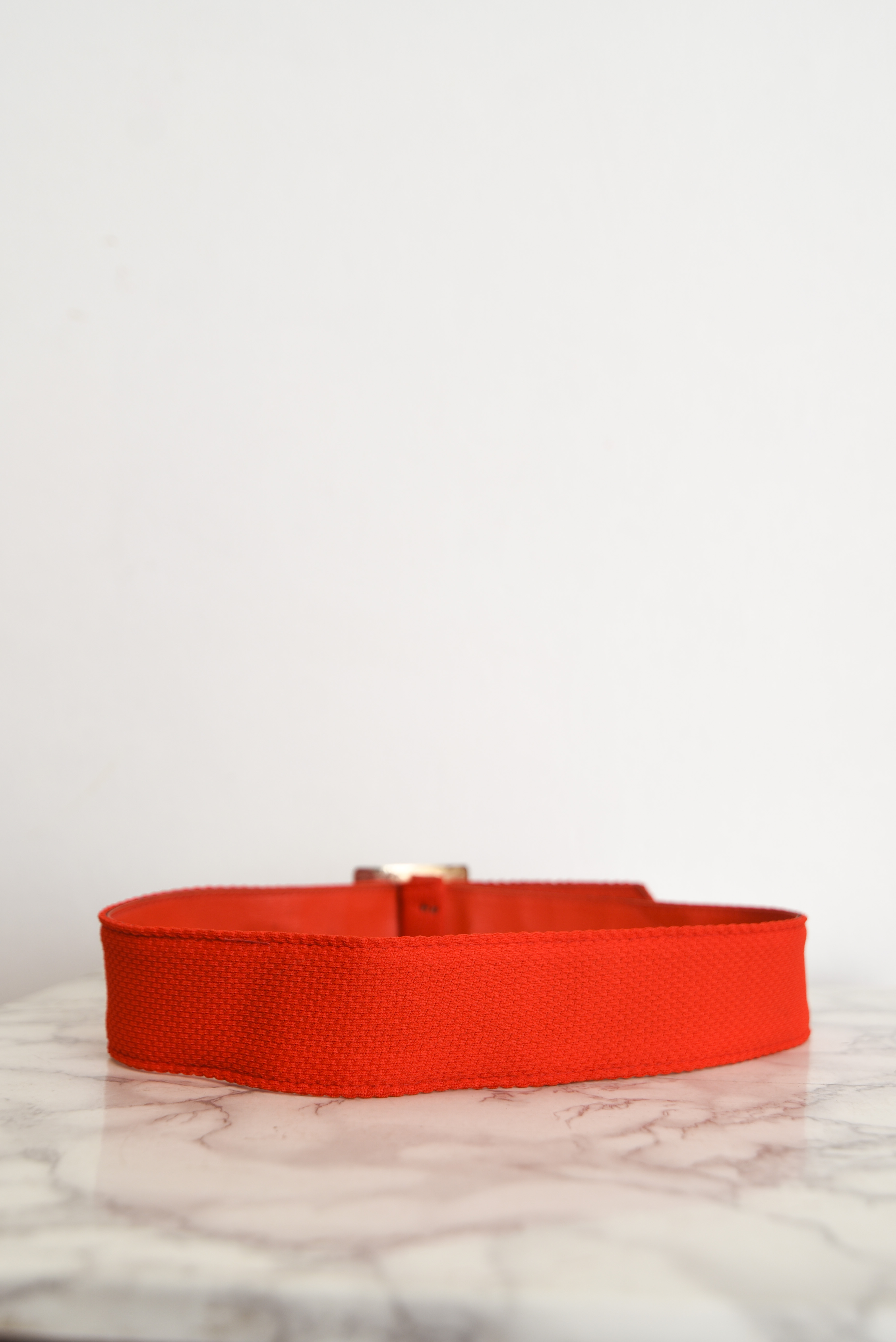 Cinturón 70s rojo y dorado